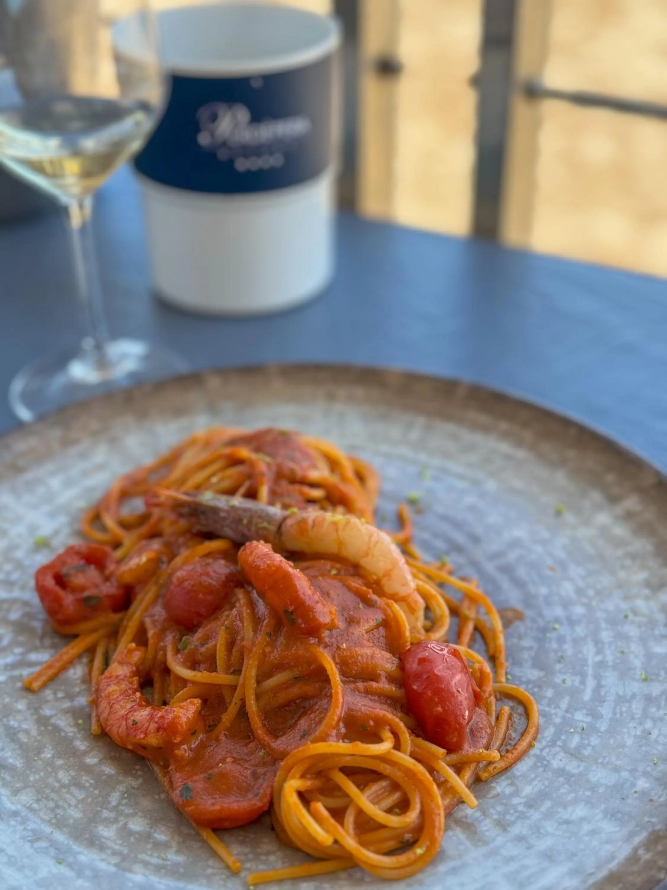 Restaurant/places to eat in Perdepera Resort