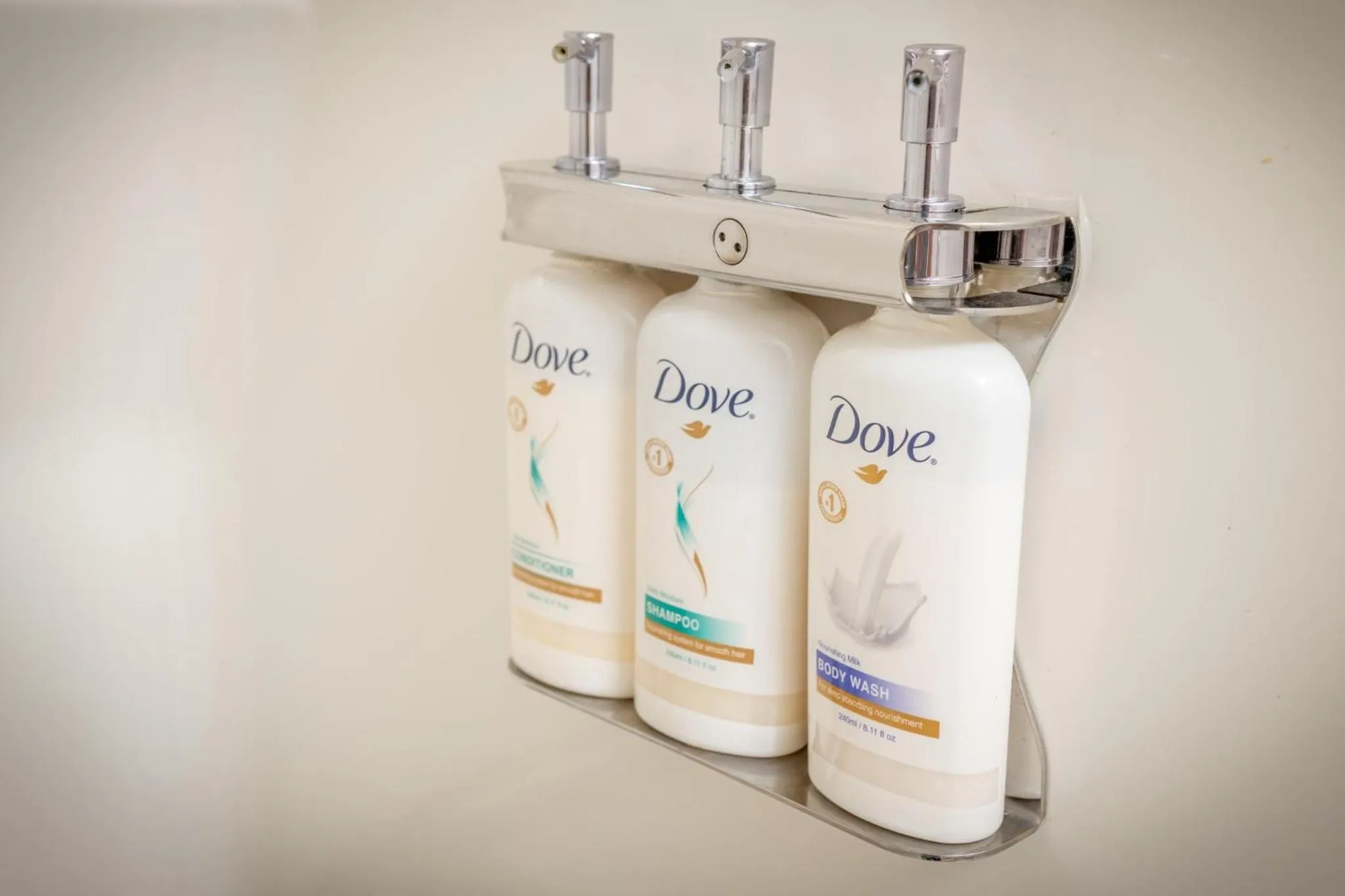 Photo of the whole room in Holiday Inn Express & Suites Cross Lanes by IHG