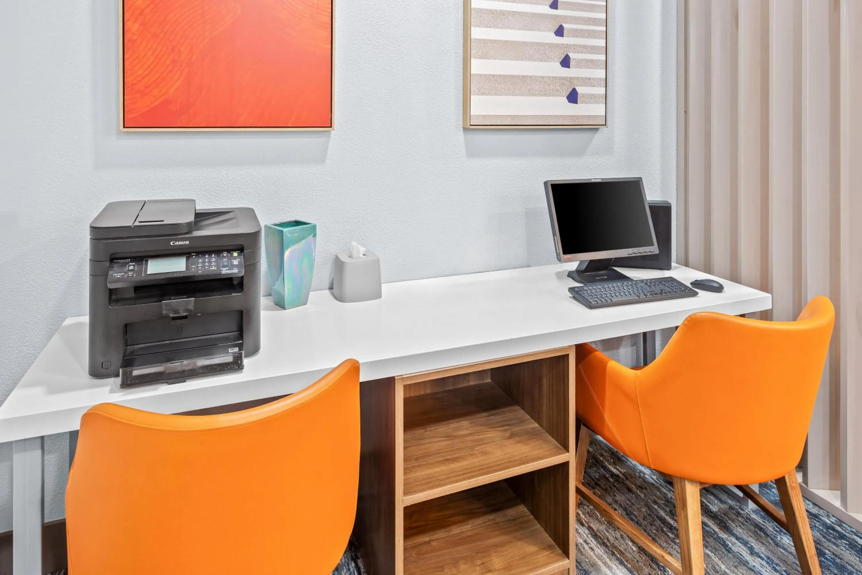 Business facilities in Holiday Inn Express & Suites Cross Lanes by IHG