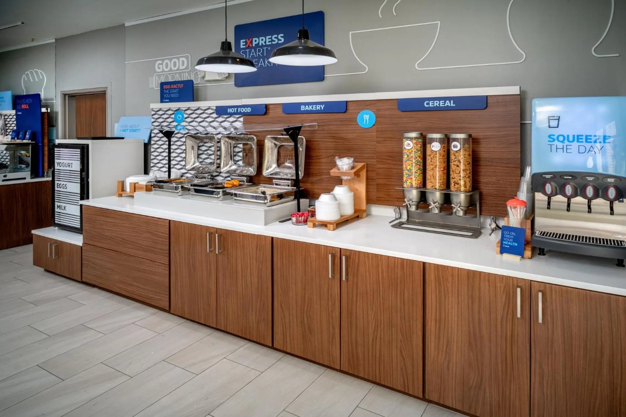 Breakfast in Holiday Inn Express & Suites Cross Lanes by IHG