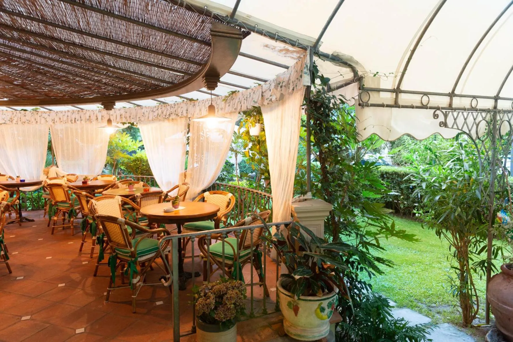 Patio in Hotel Kyrton