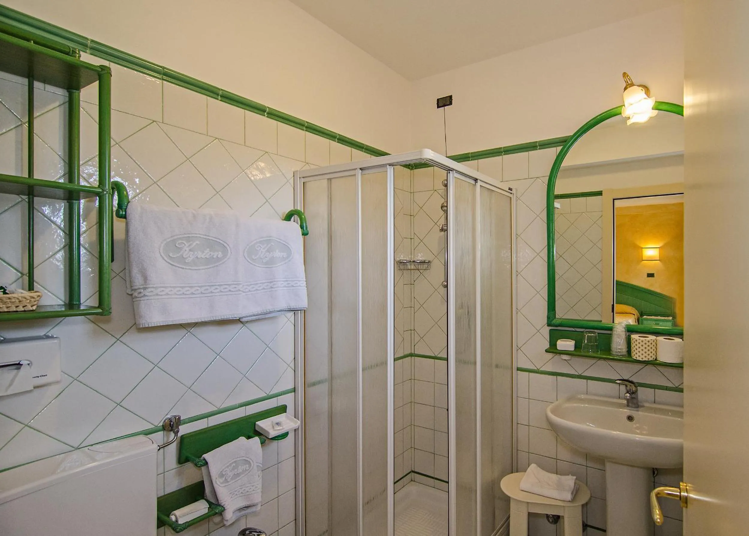 Bathroom in Hotel Kyrton