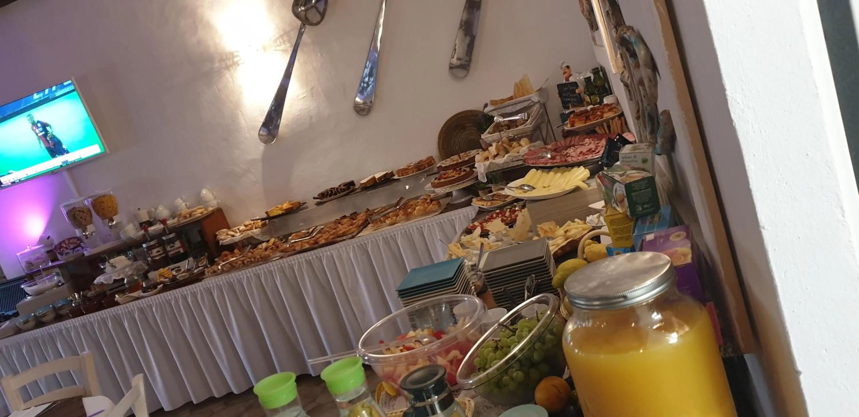 Breakfast in Hotel Canne al Vento