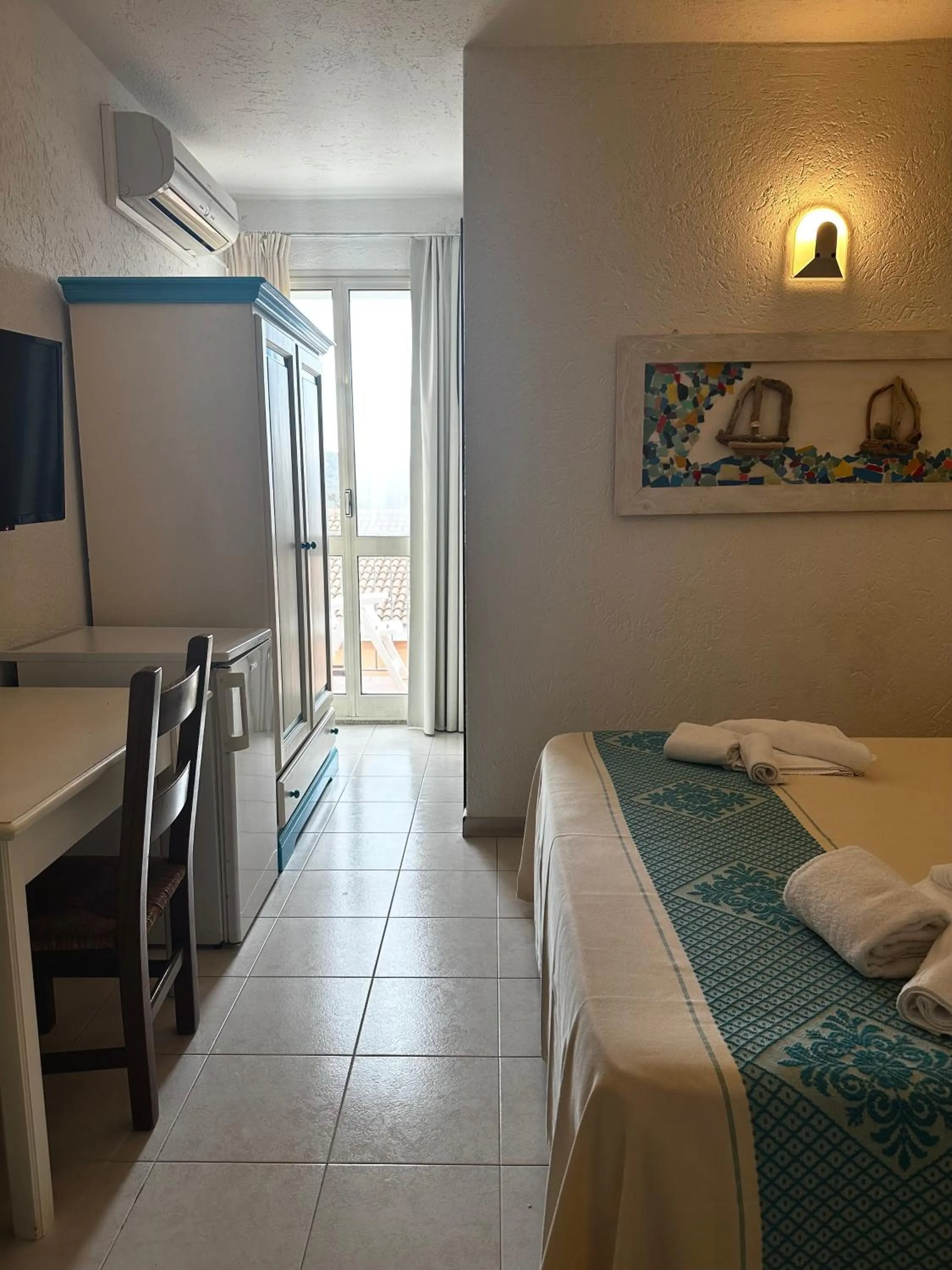 Bed in Hotel Canne al Vento