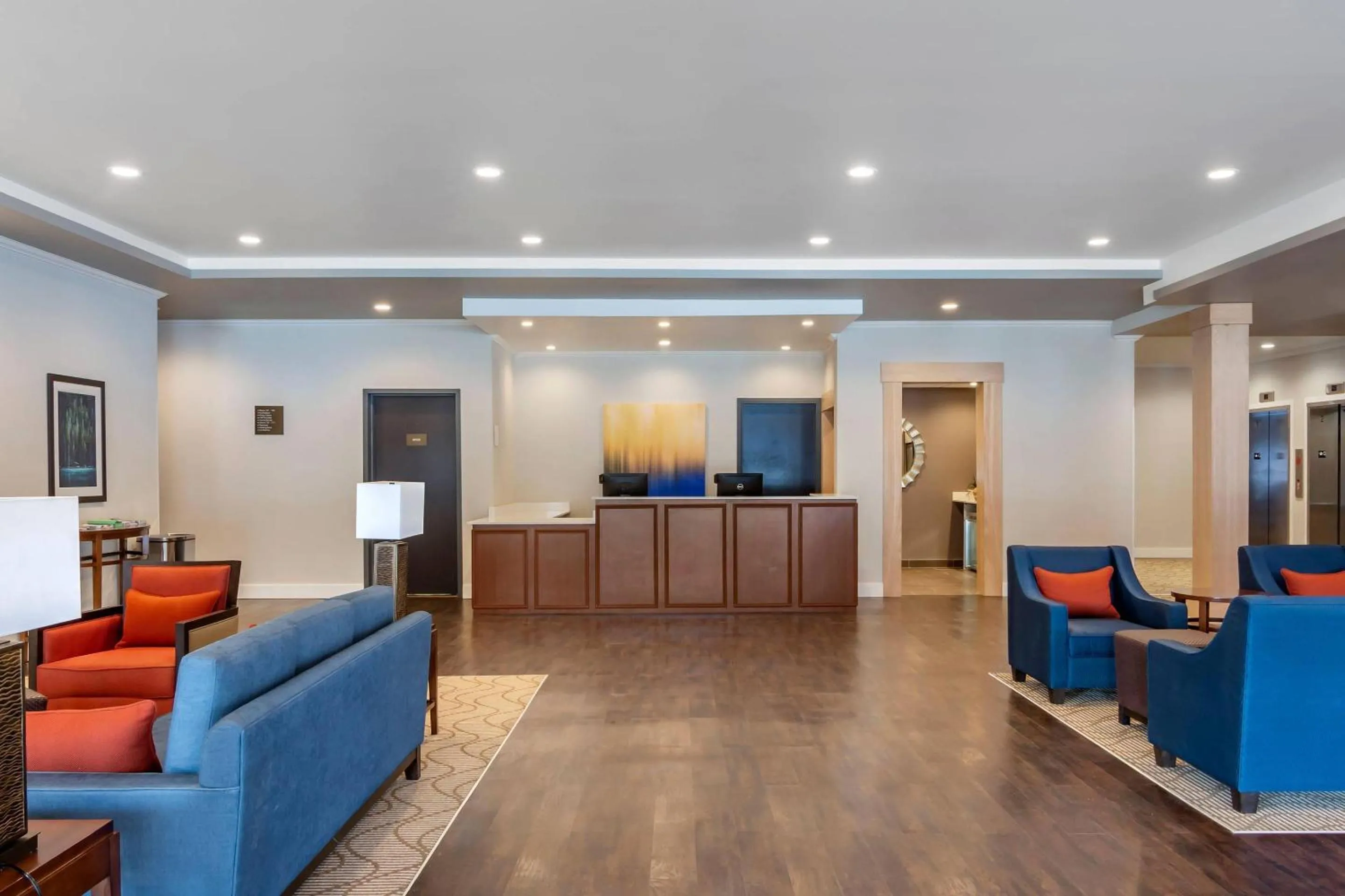 Lobby or reception in Comfort Inn & Suites