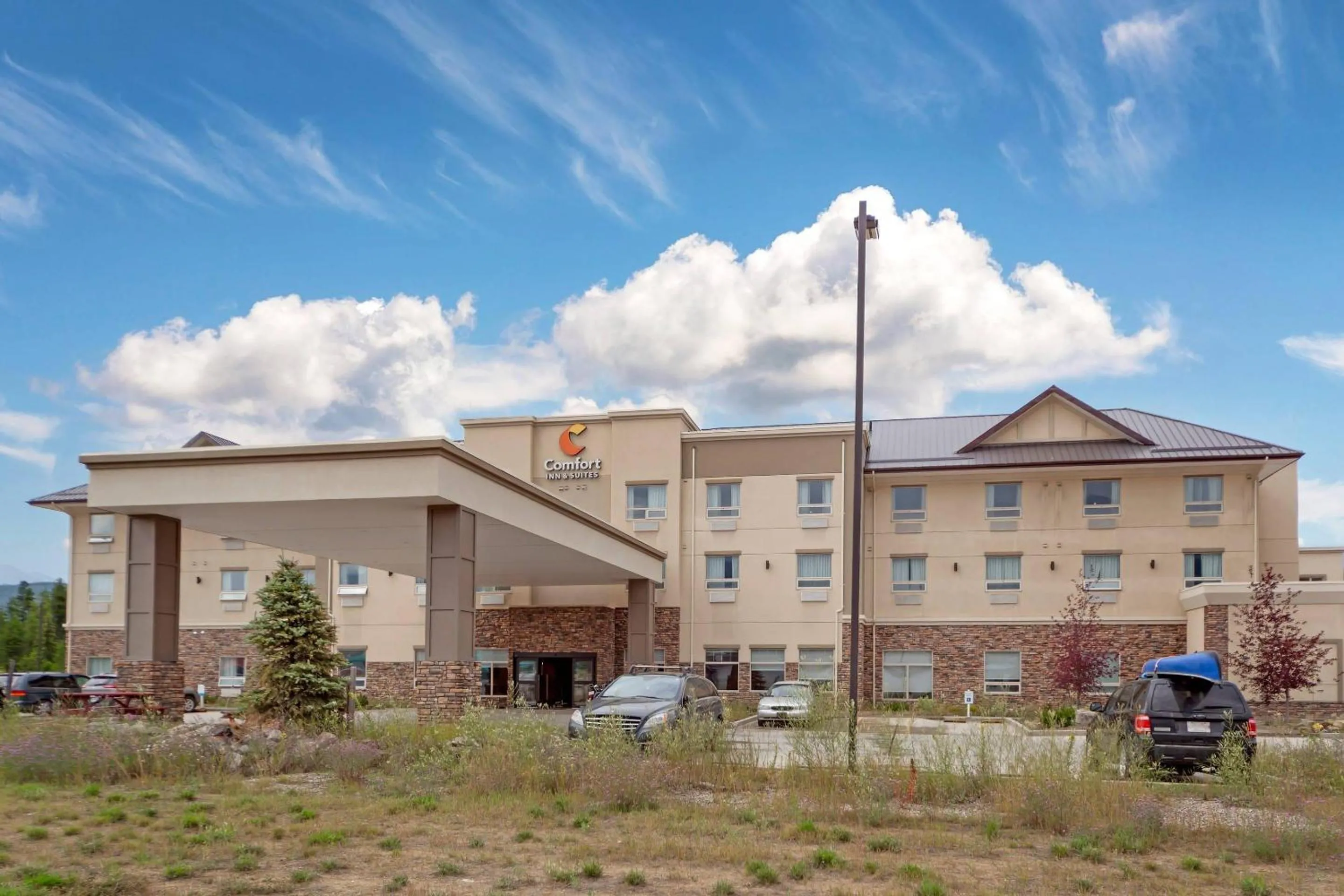 Property building in Comfort Inn & Suites
