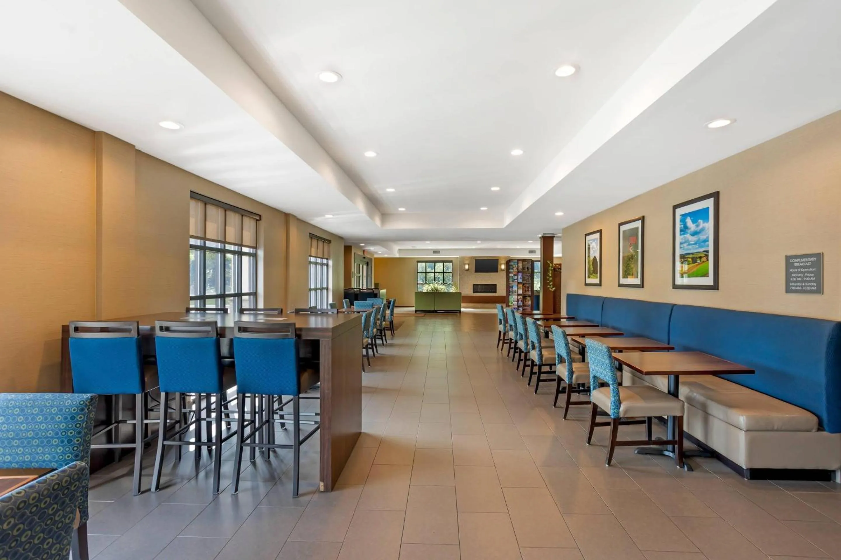 Breakfast in Comfort Inn & Suites Gap Amish Country