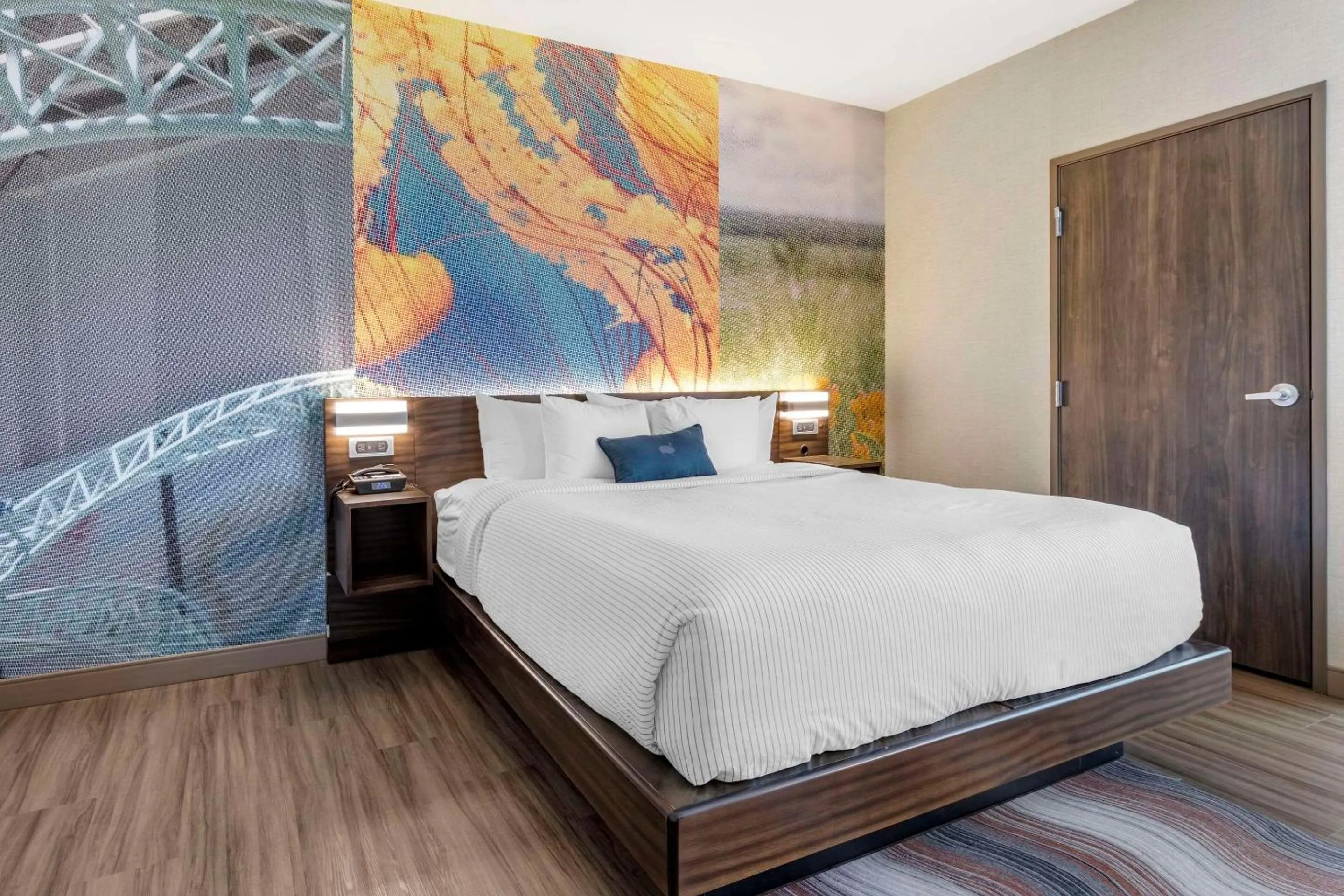 Bedroom, Bed in Cambria Hotel Bloomington Mall of America Minneapolis Airport