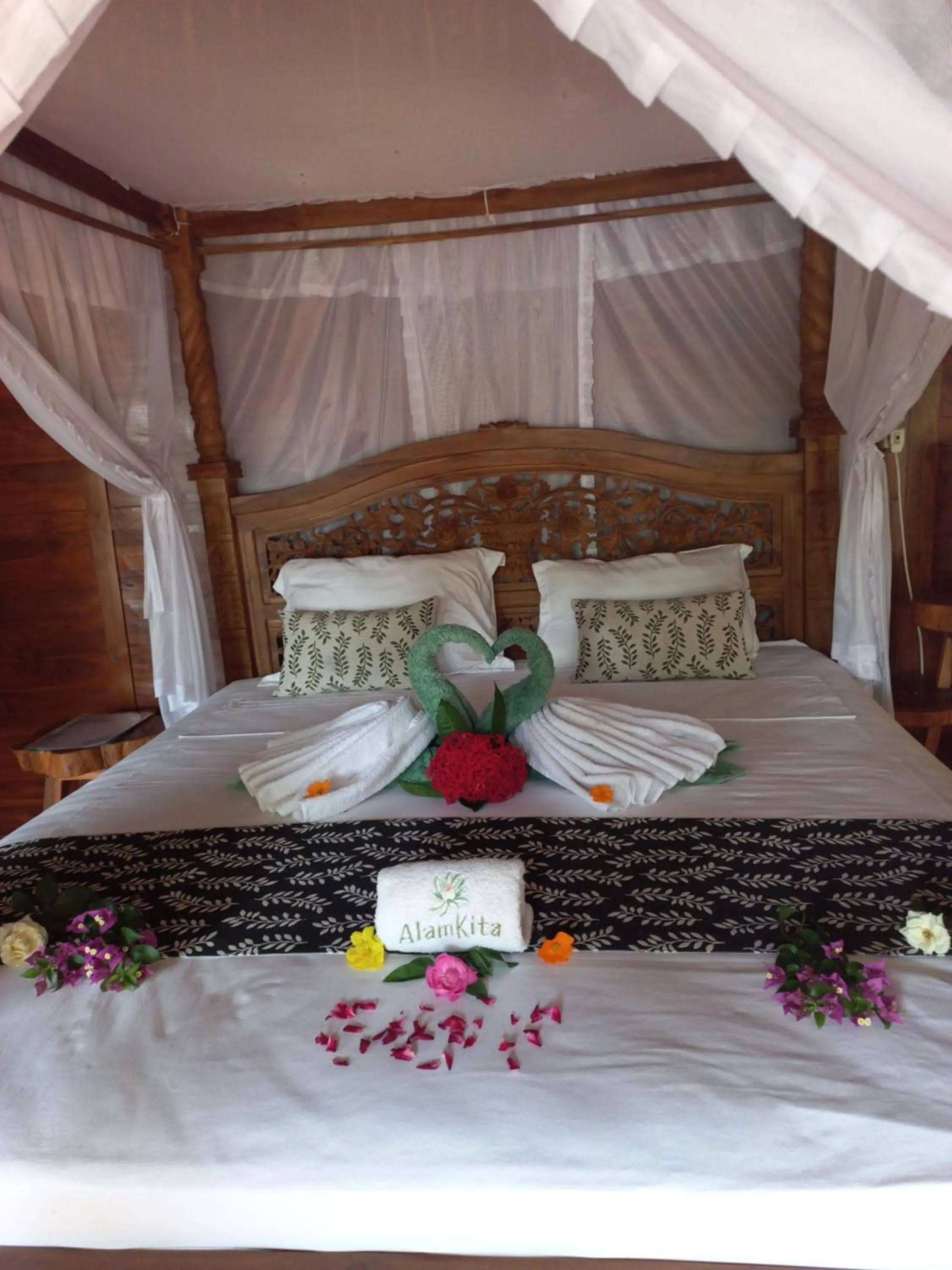 wedding, Bed in Alam Kita