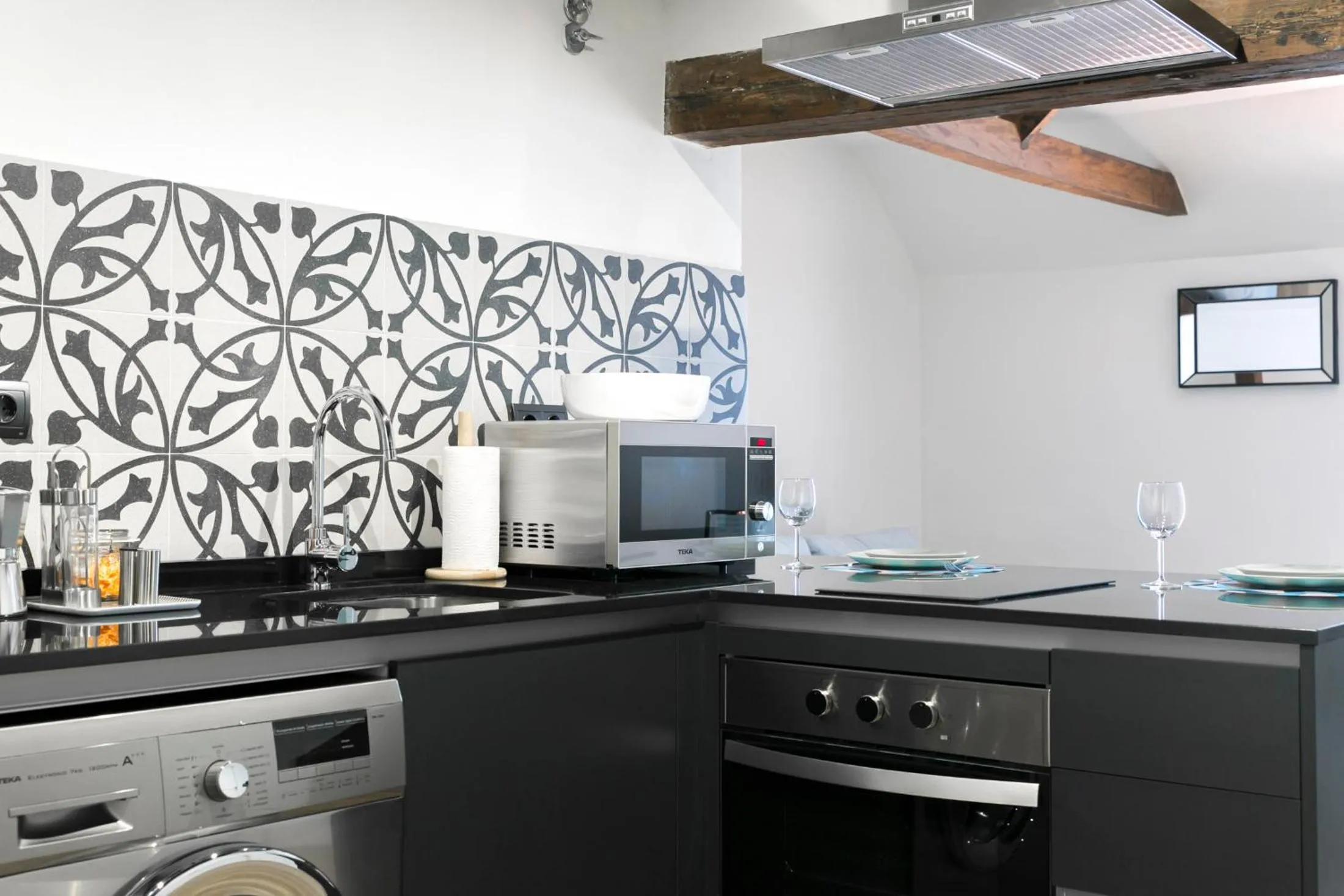 Kitchen or kitchenette in Aqua Apartments Málaga