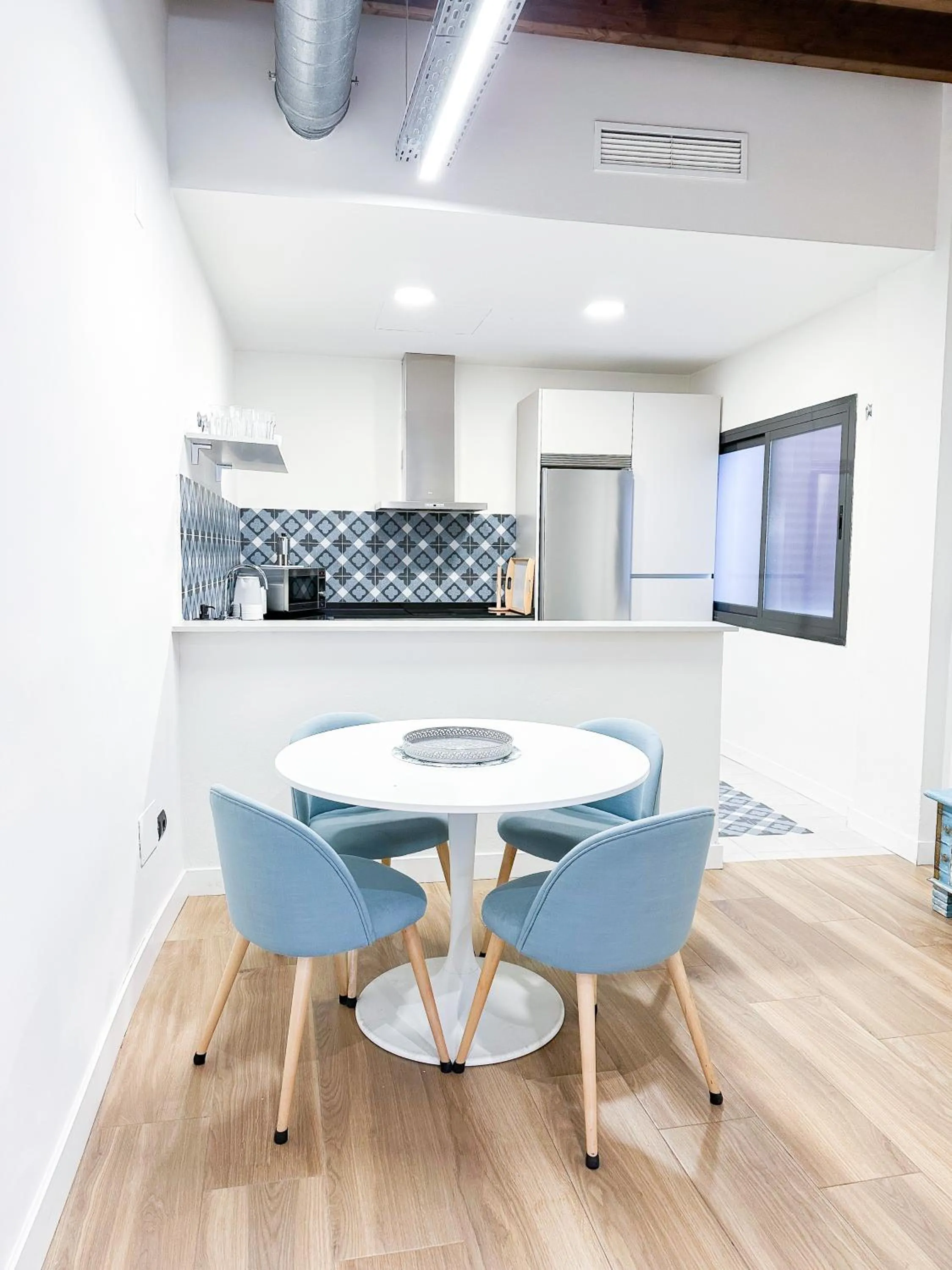 Dining area in Aqua Apartments Málaga