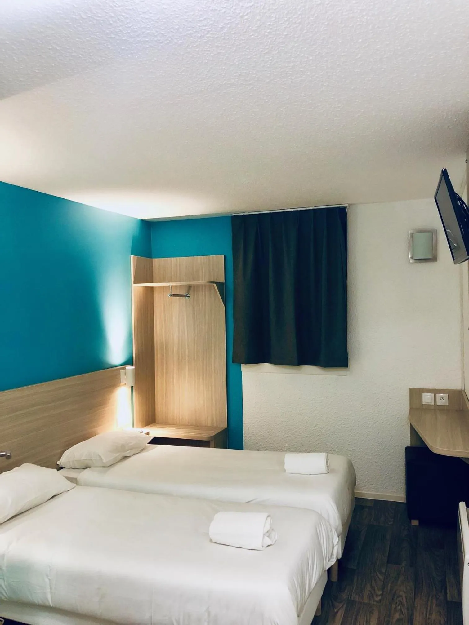 Bedroom, Bed in Hôtel du stade ex Kyriad Direct Lille Est Stade Pierre Mauroy