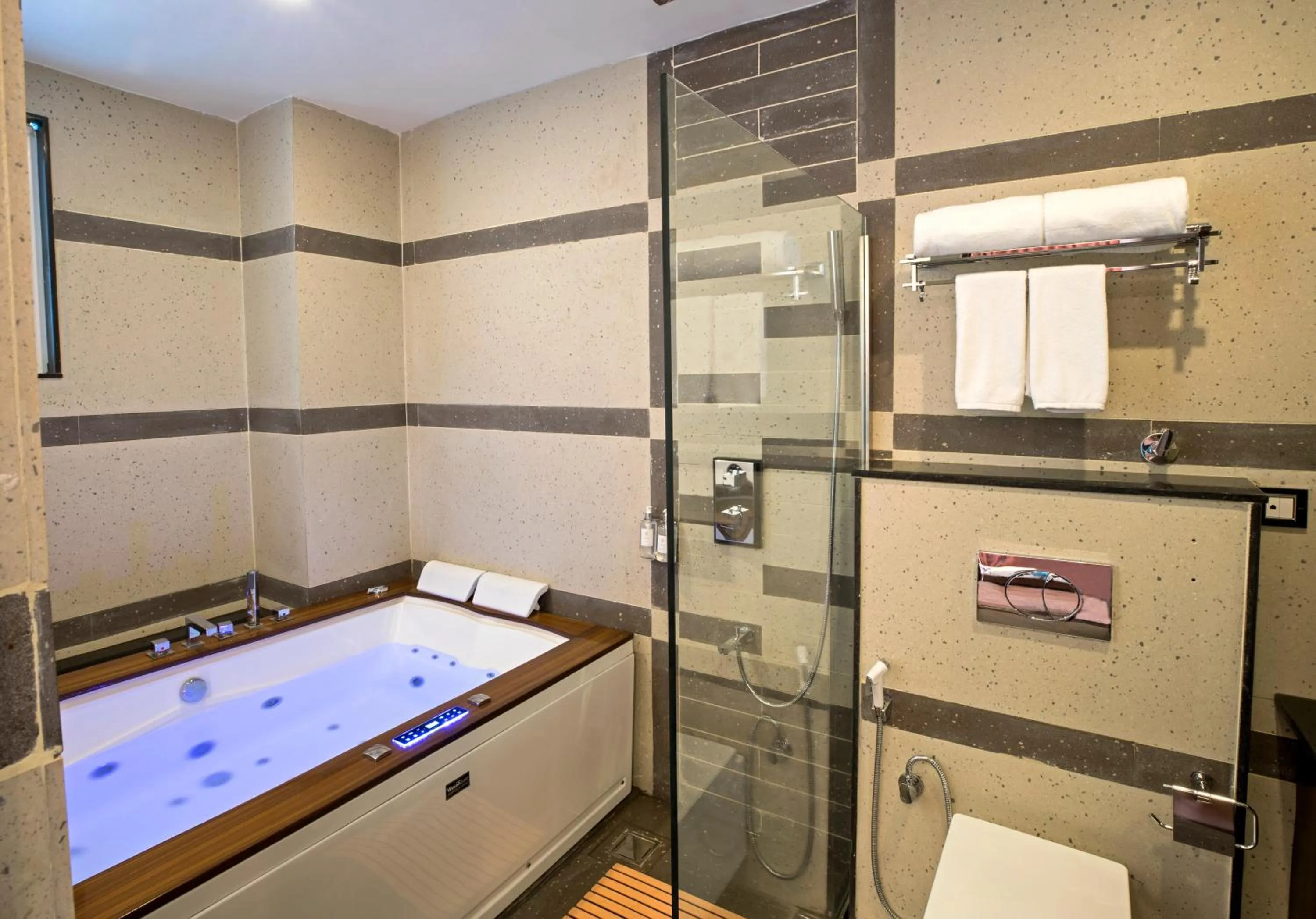 Shower in Regenta Inn On The Ganges Rishikesh