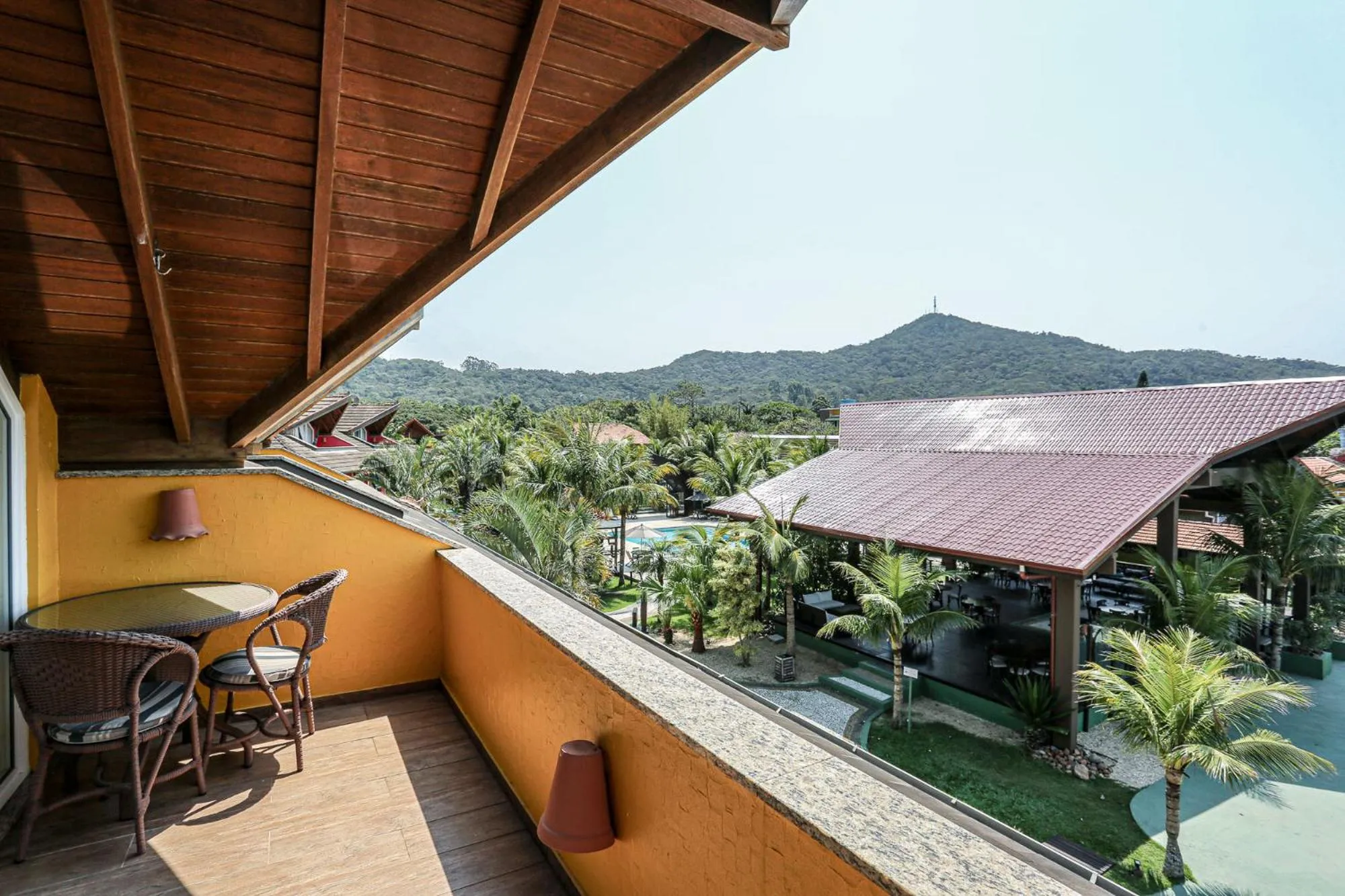Shower in Estaleiro Guest House