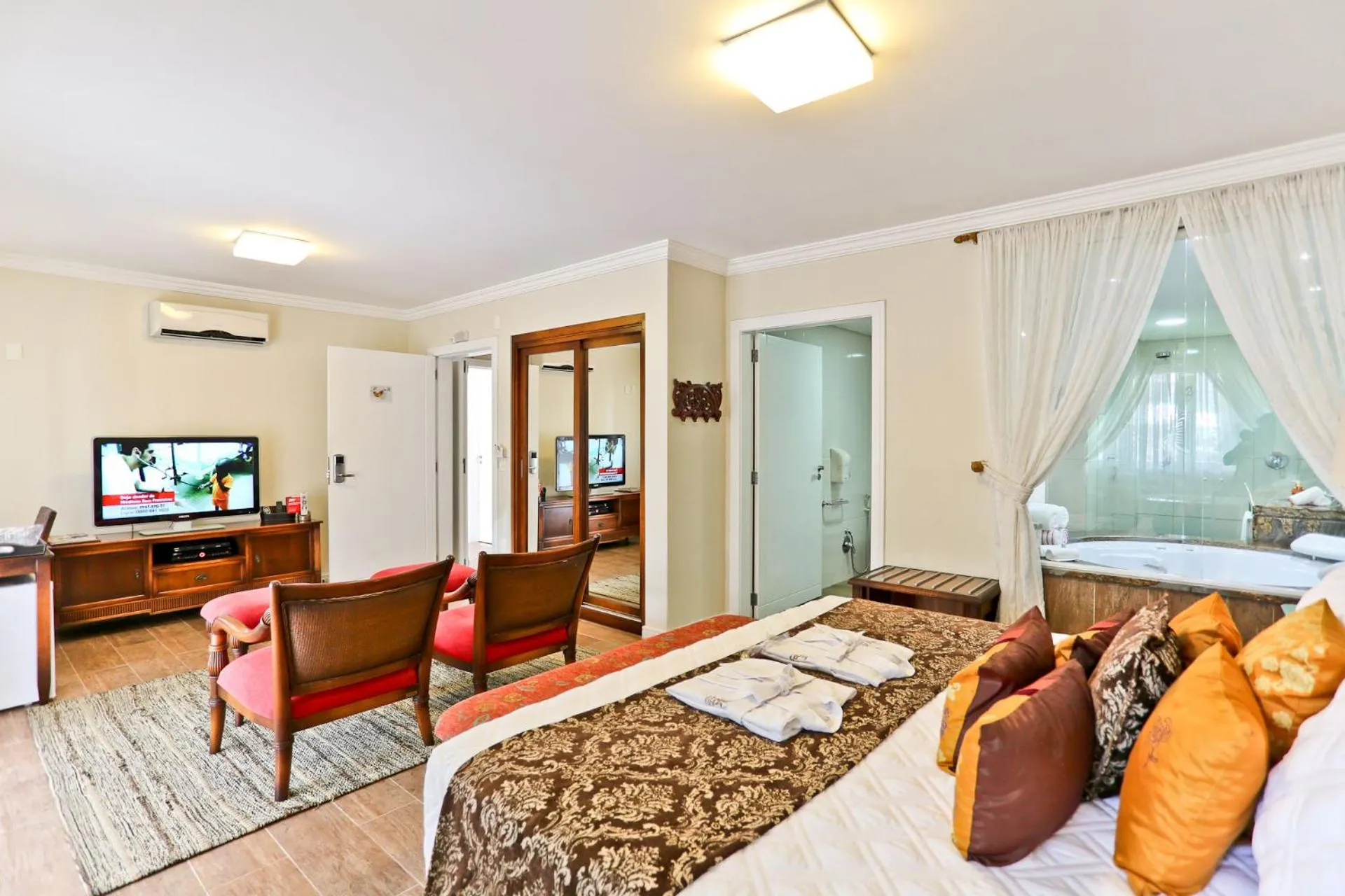 Photo of the whole room, Bed in Estaleiro Guest House