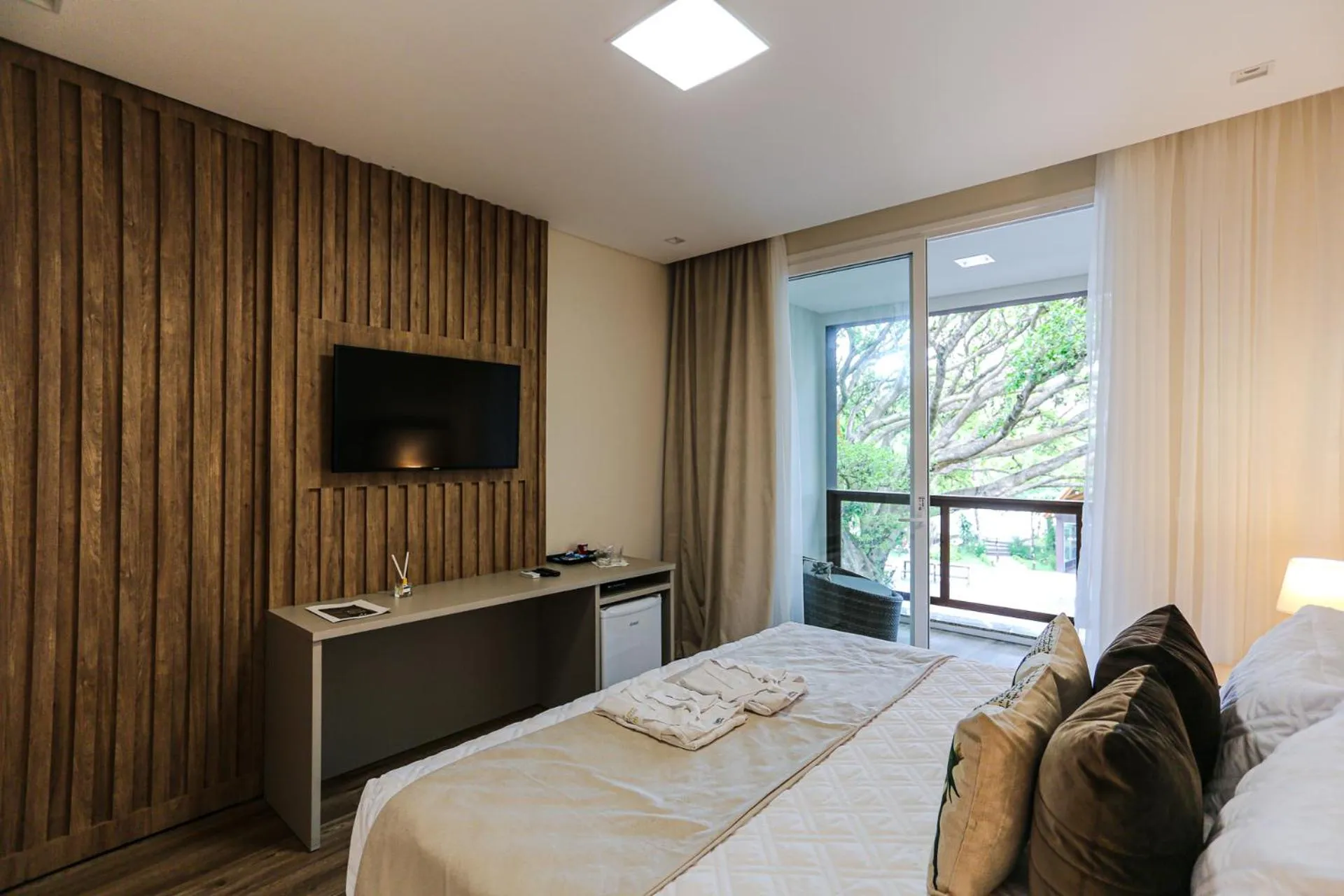 Bed in Estaleiro Guest House