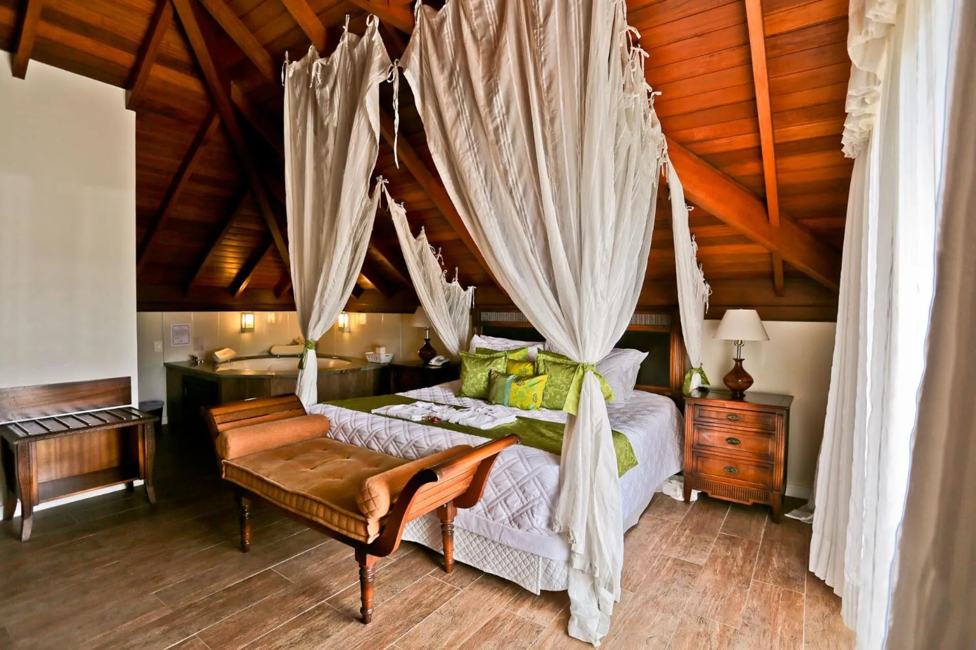 Photo of the whole room, Bed in Estaleiro Guest House