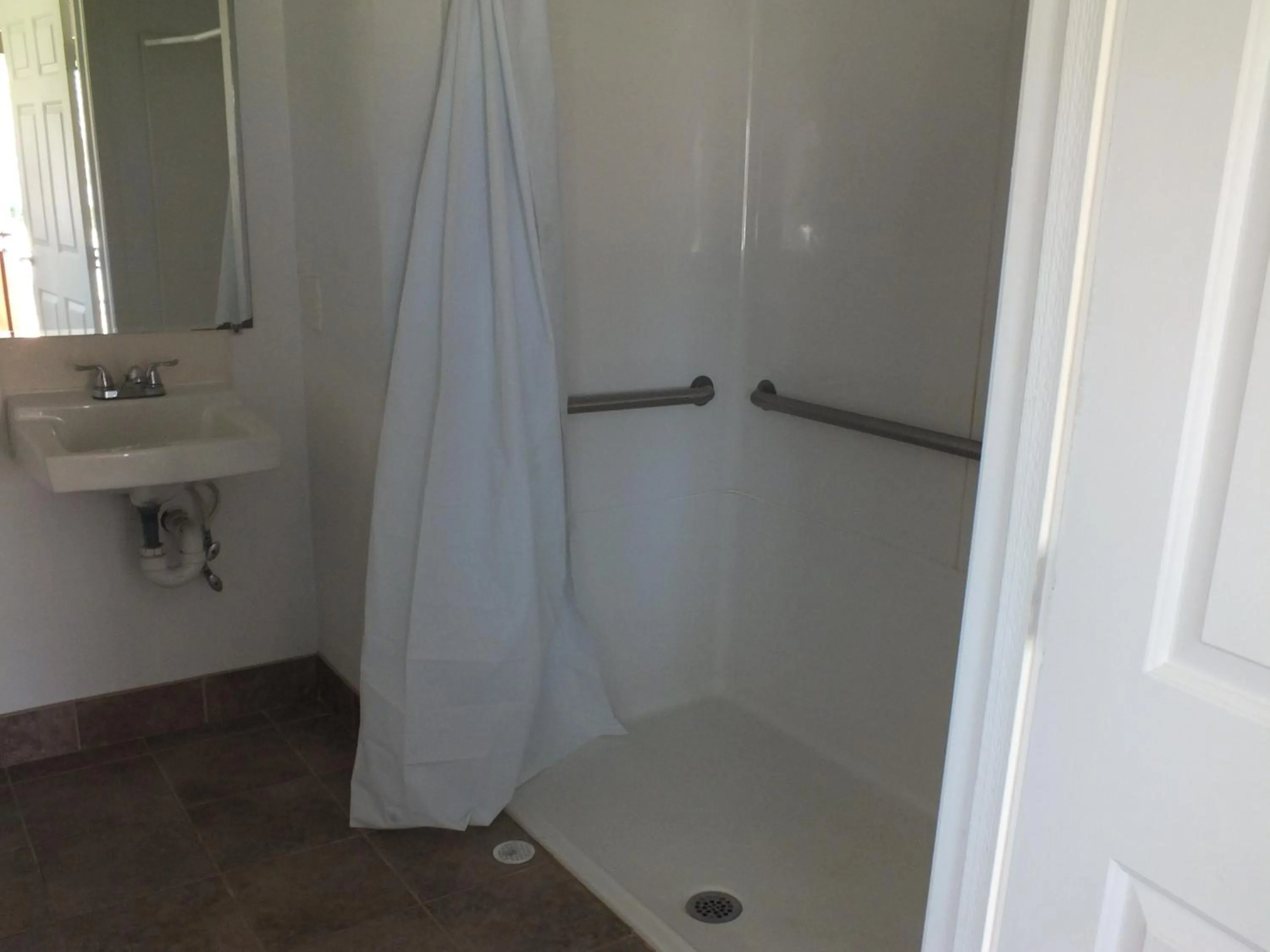 Bathroom in Scarborough Inn