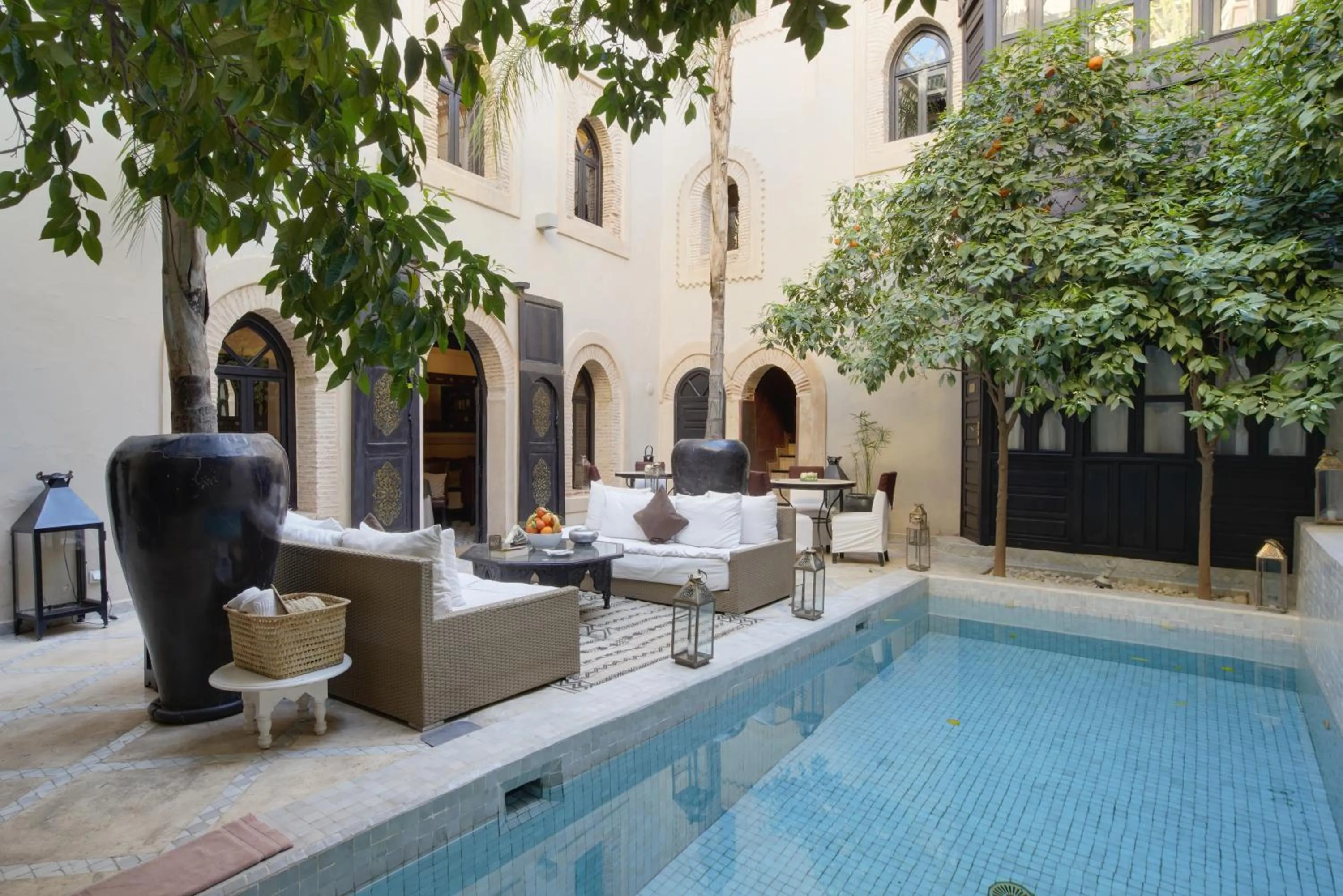 Property building in Riad Kheirredine