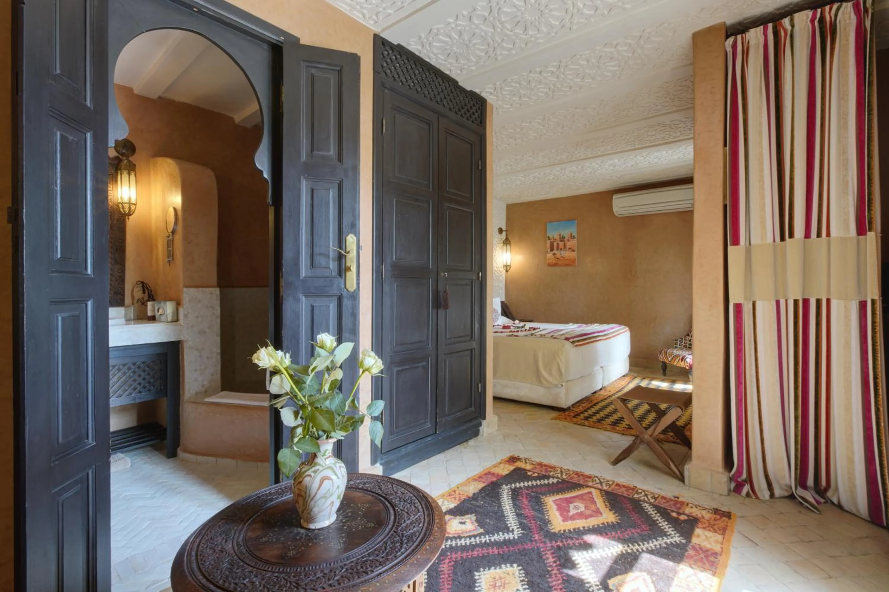 Bed in Riad Kheirredine