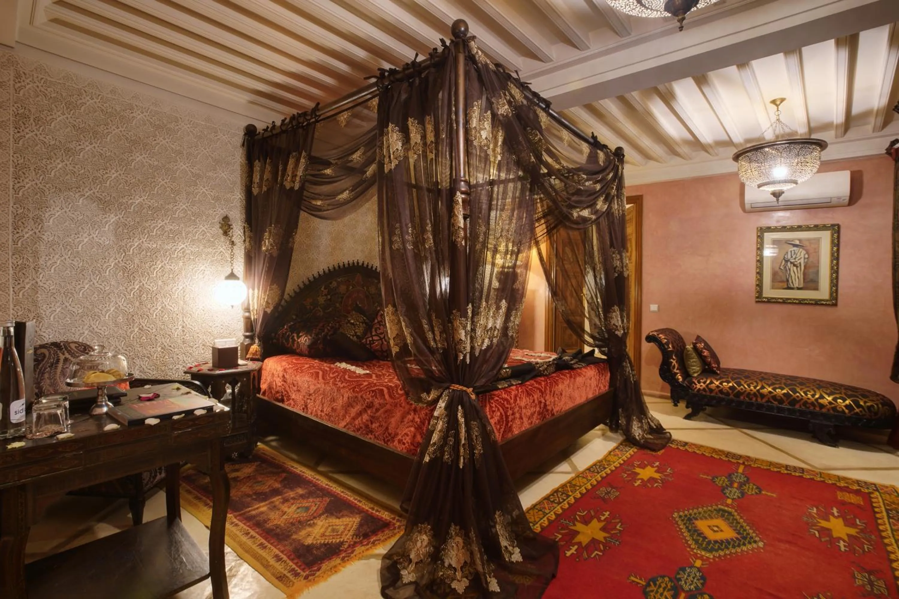 Bed in Riad Kheirredine