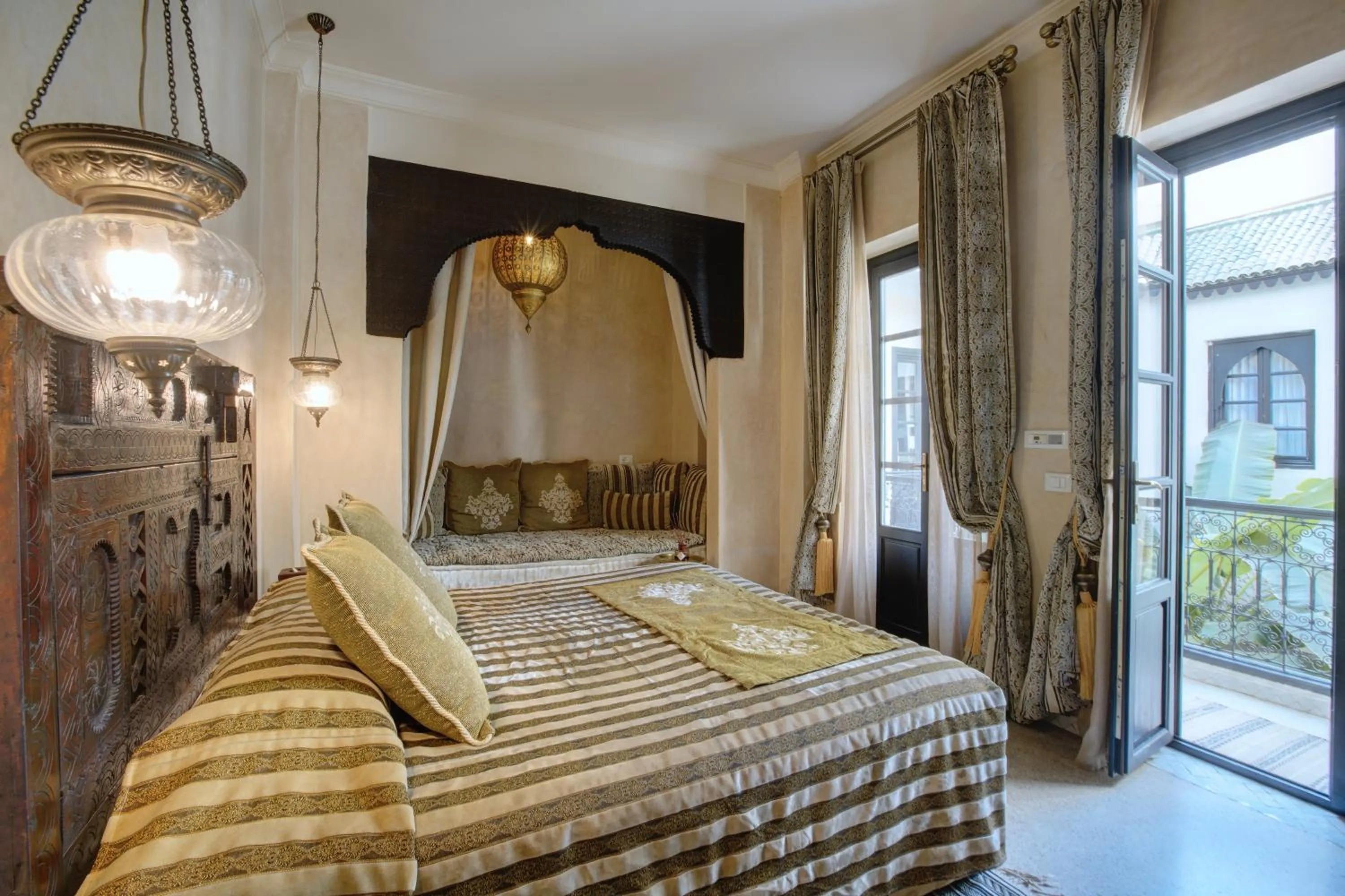 Bed in Riad Kheirredine