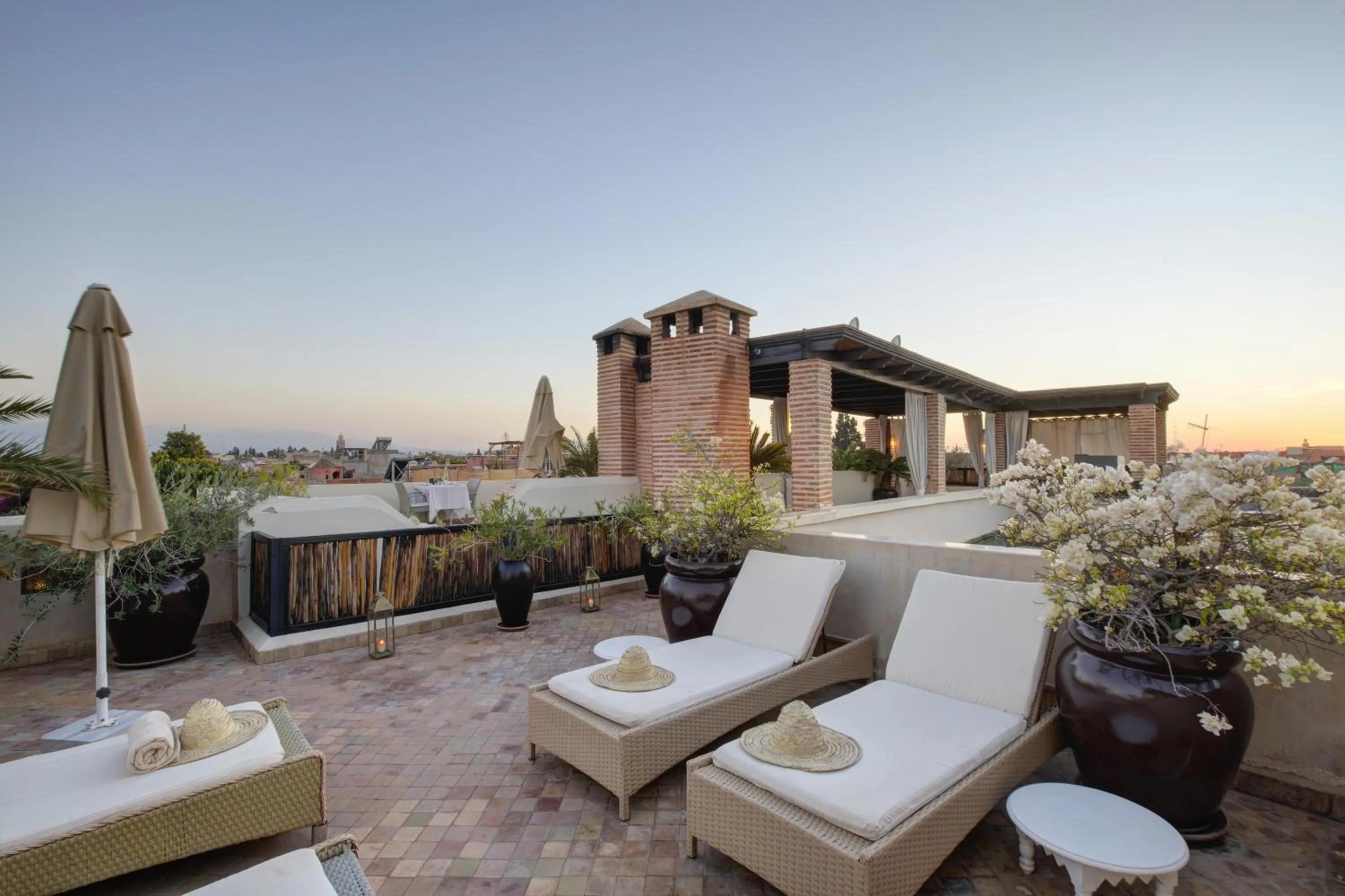 Property building in Riad Kheirredine