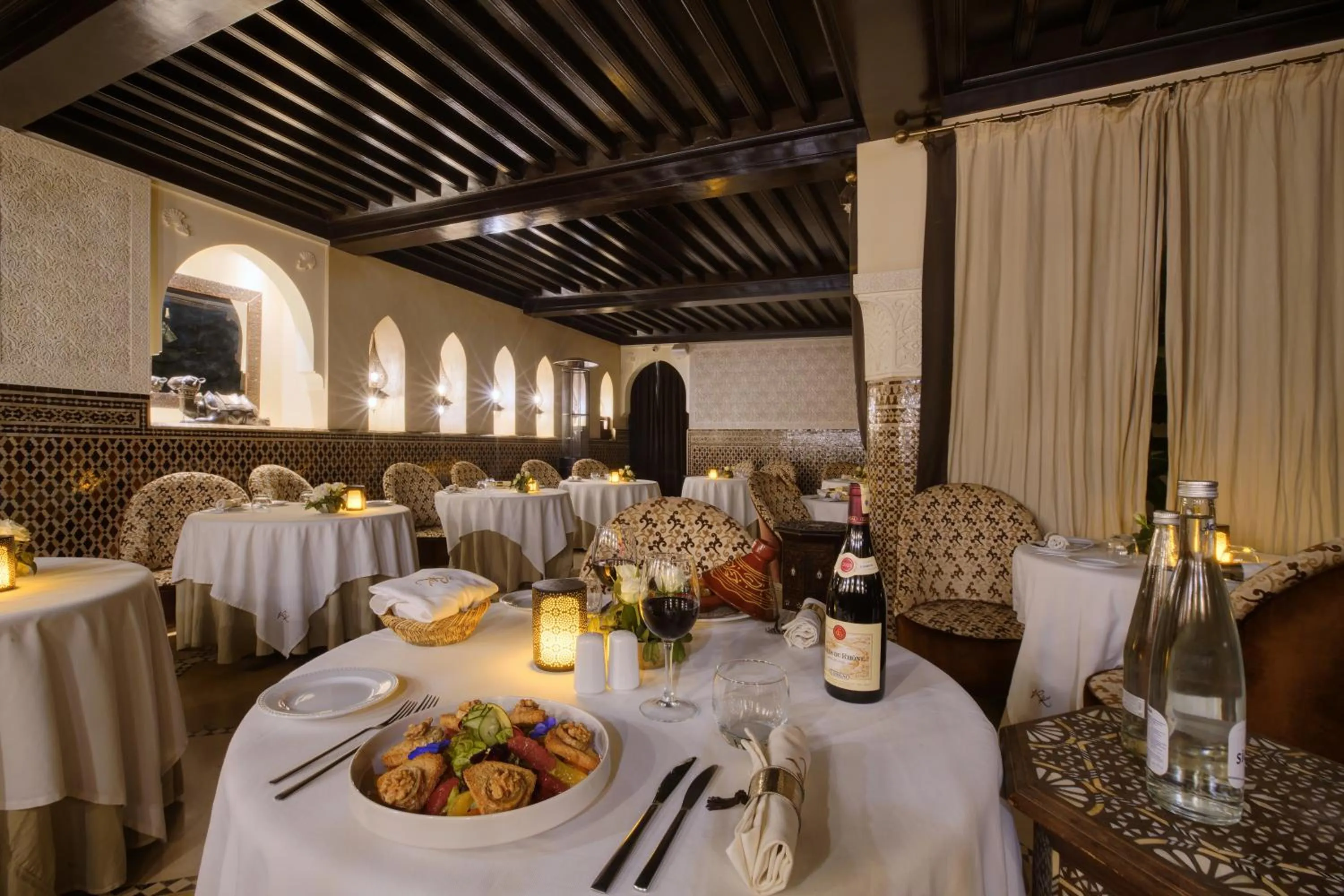 Restaurant/places to eat in Riad Kheirredine