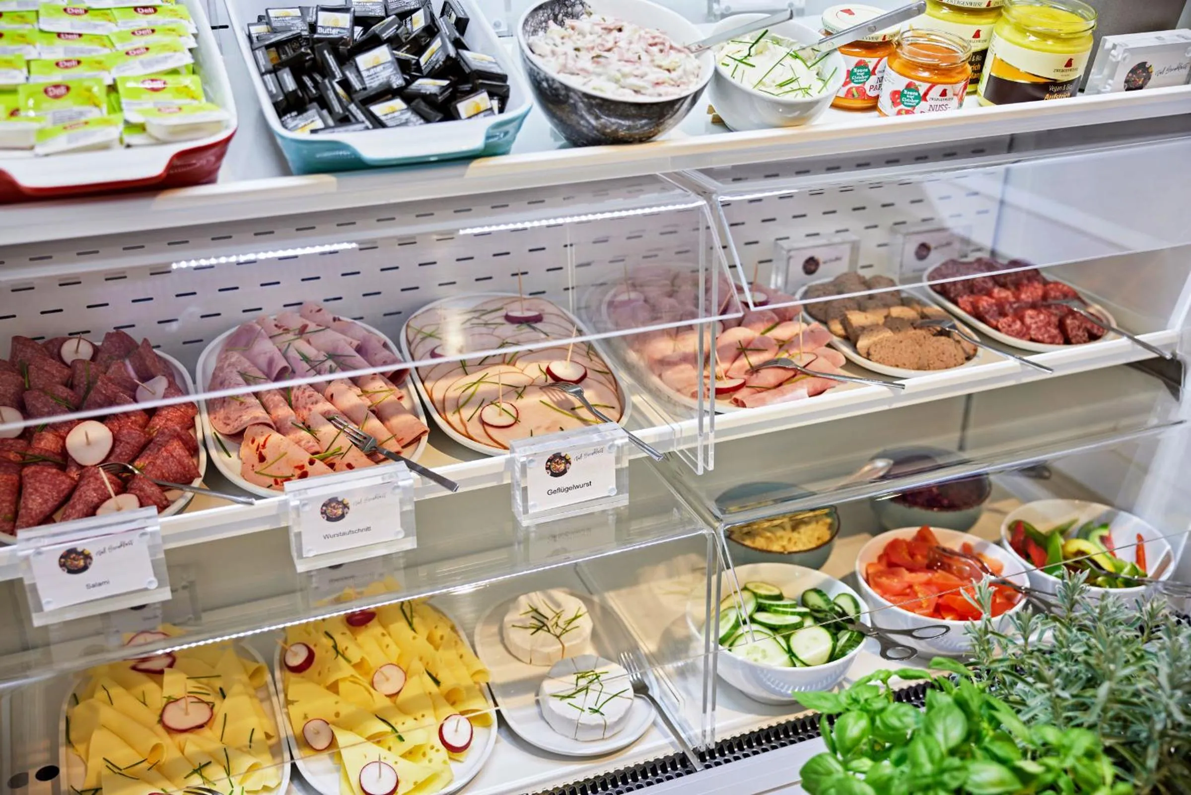 Food and drinks in LEGERE EXPRESS Leipzig