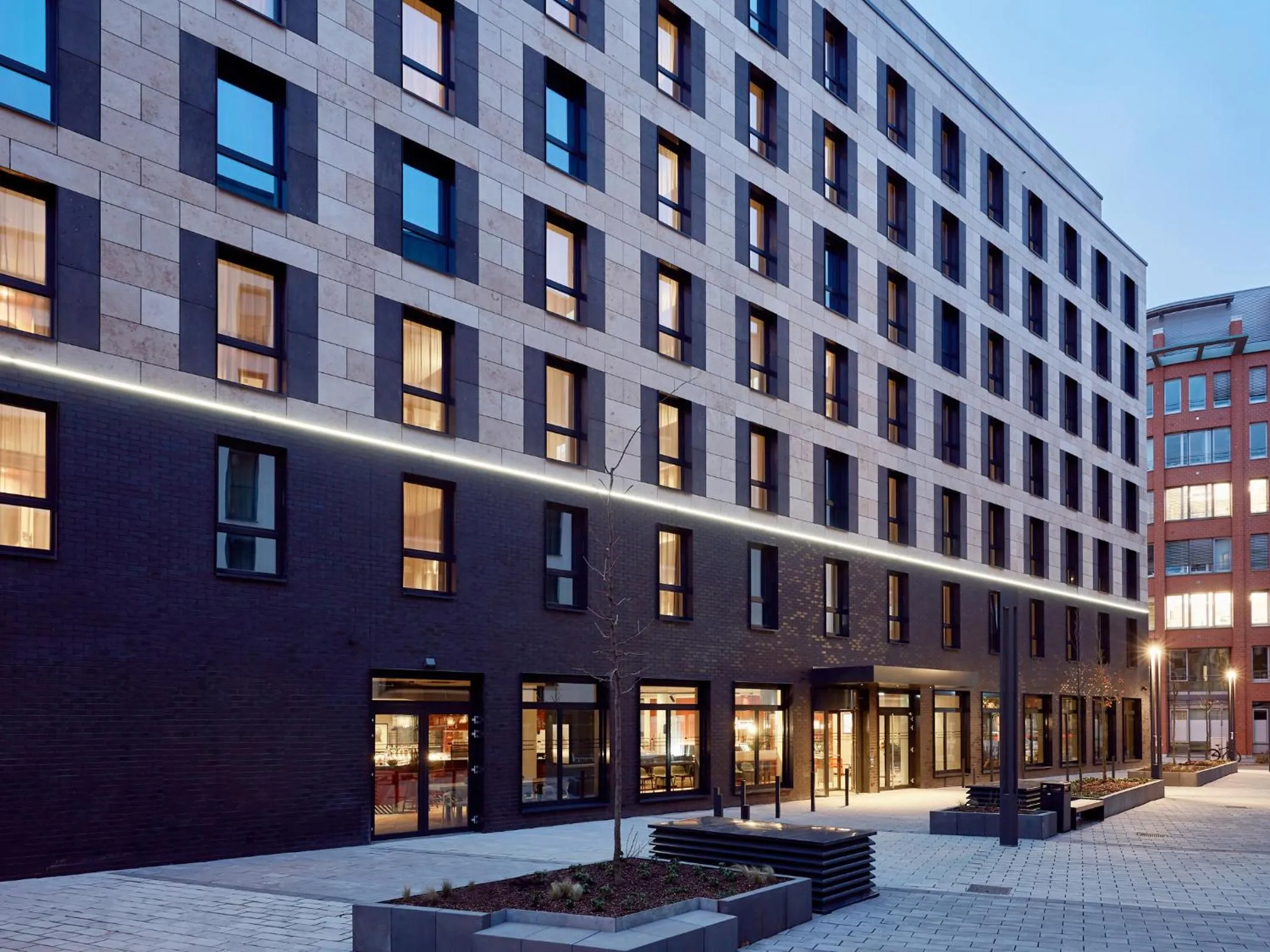 Property building in LEGERE EXPRESS Leipzig