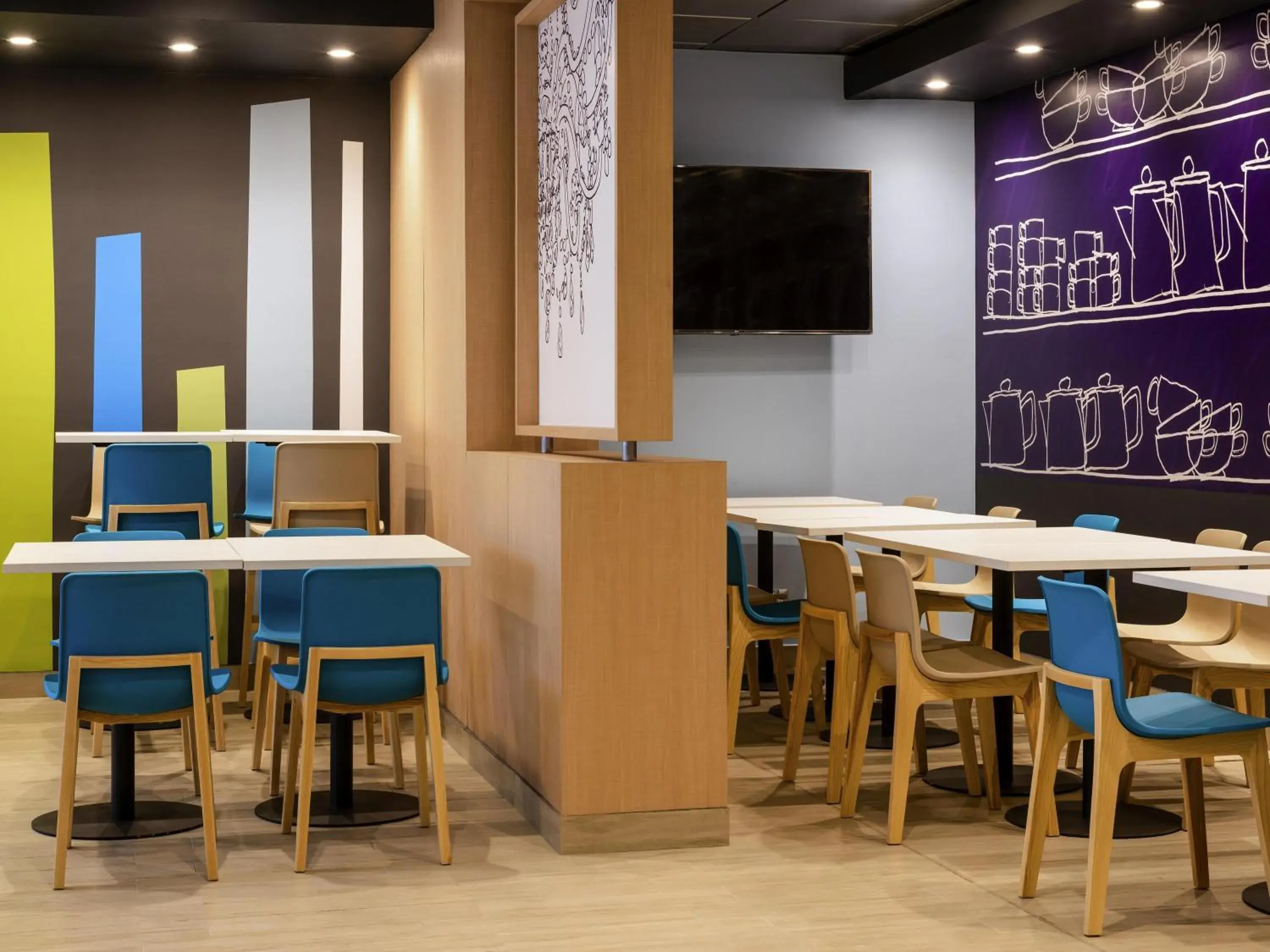 Restaurant/places to eat in ibis budget Santiago Providencia Restaurant/places to eat in ibis budget Santiago Providencia