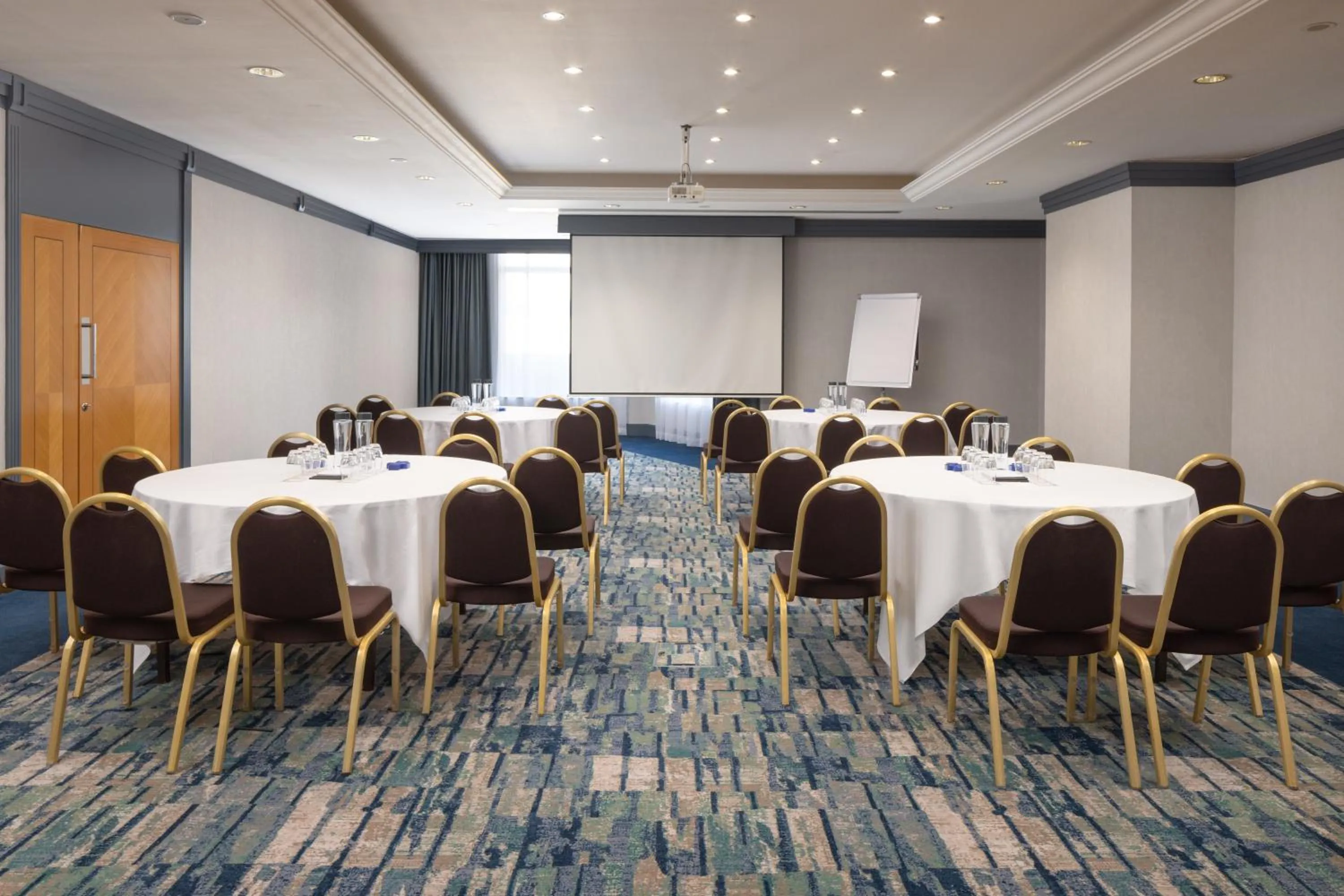 Meeting/conference room in Hilton Paris Charles De Gaulle Airport
