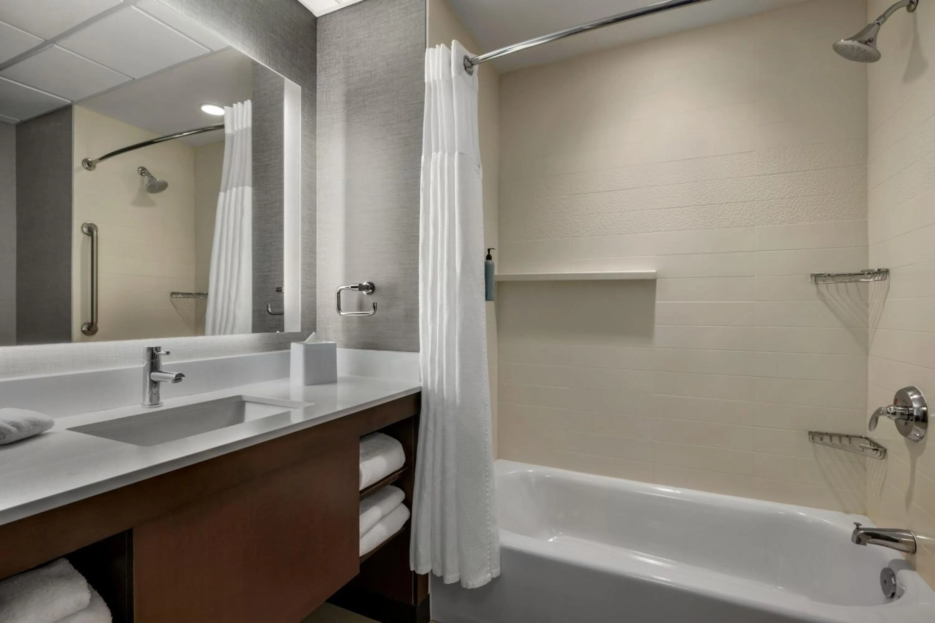 Bathroom in Residence Inn by Marriott Omaha Downtown Old Market Area