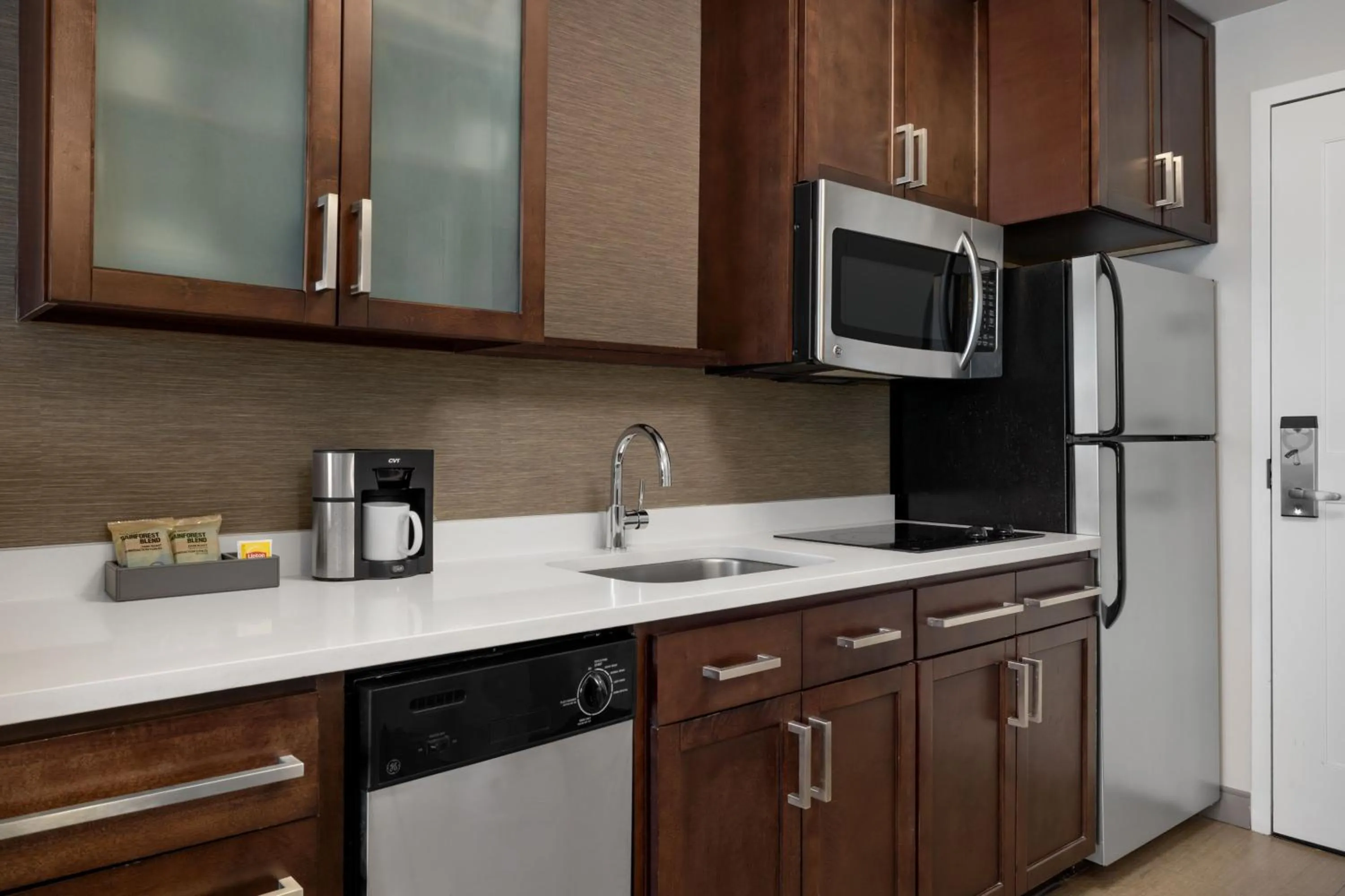 Kitchen or kitchenette in Residence Inn by Marriott Omaha Downtown Old Market Area