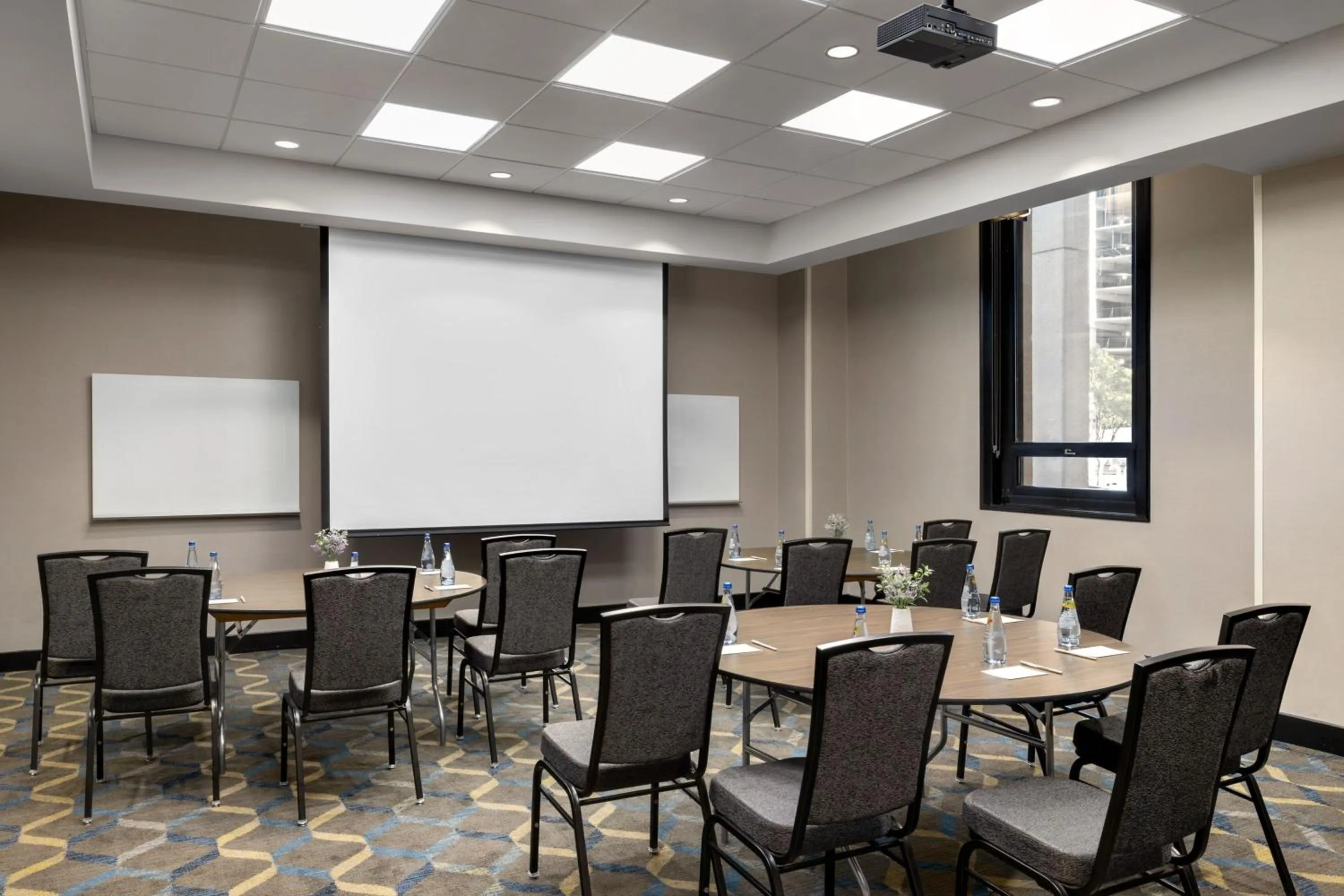 Meeting/conference room in Residence Inn by Marriott Omaha Downtown Old Market Area