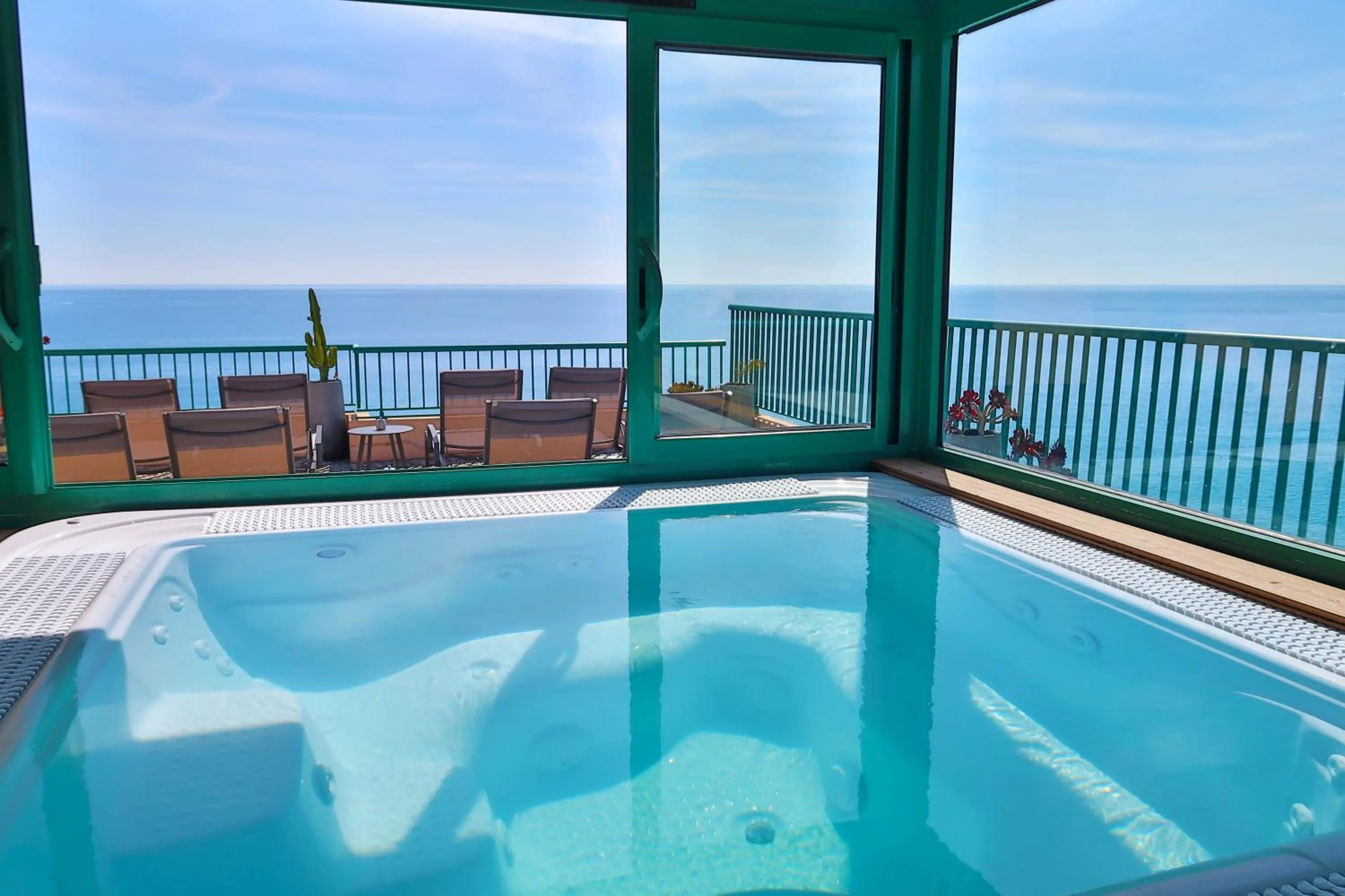 Hot Tub in Princess Et Richmond