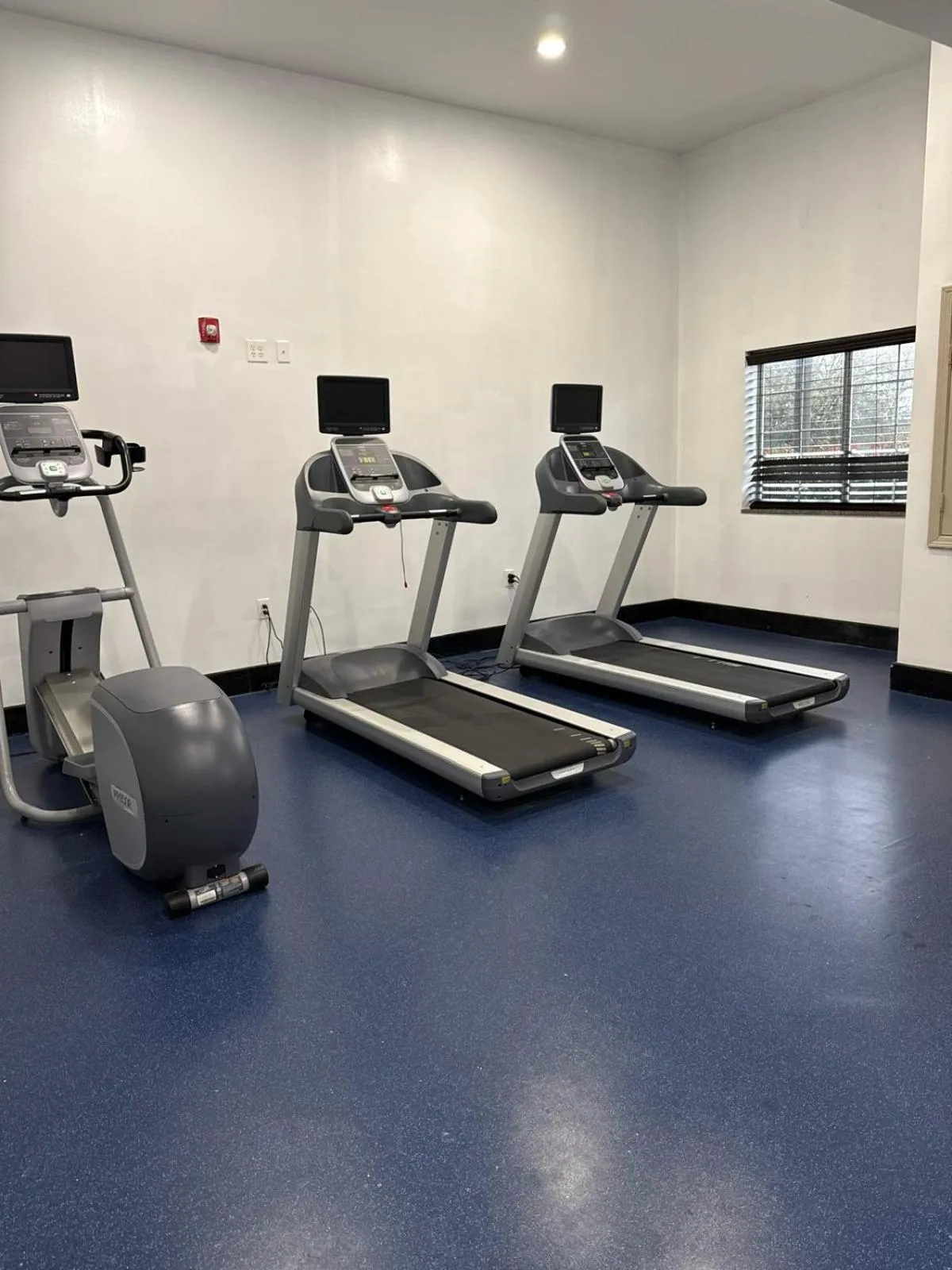 Fitness centre/facilities in Fairfield Inn and Suites by Marriott North Spring