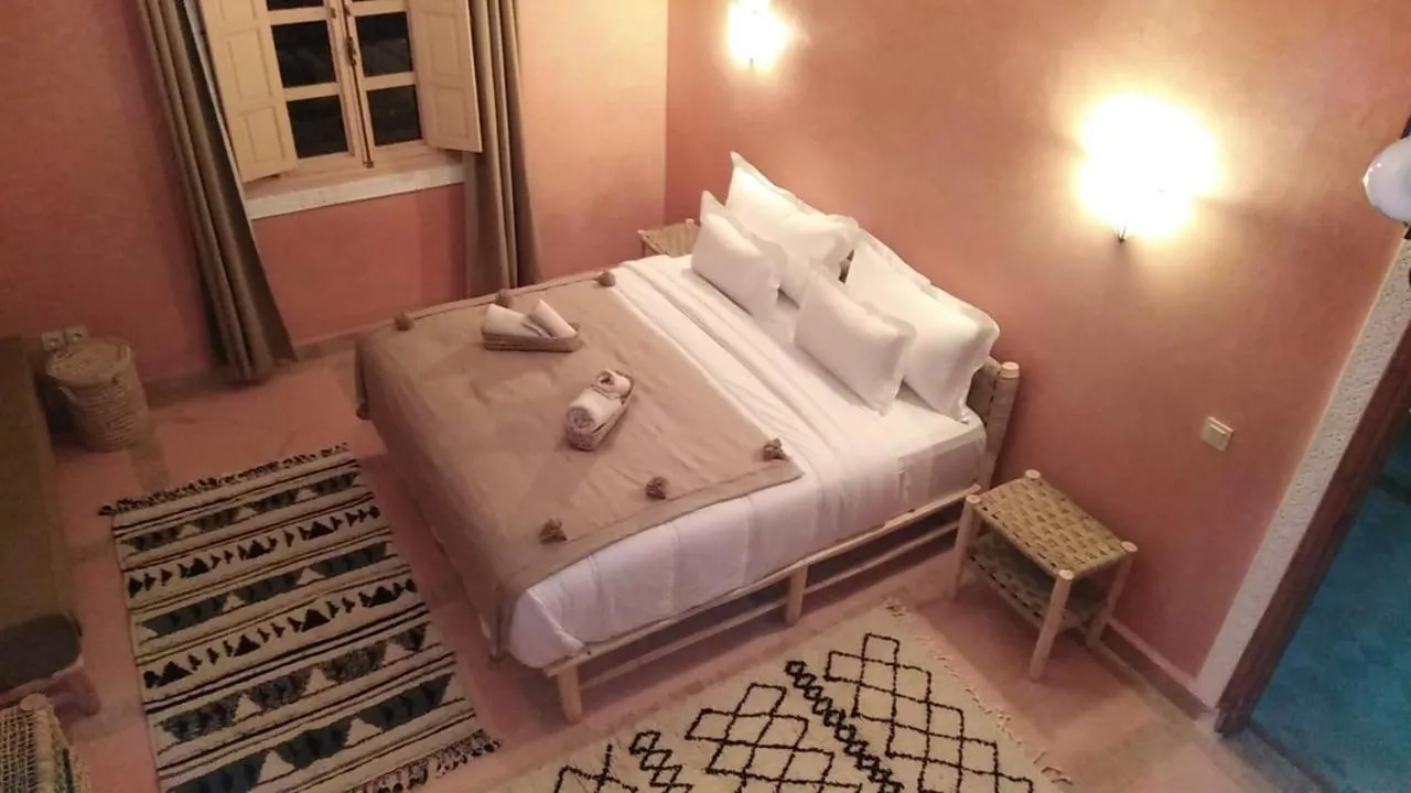 Bed in Dar Ajgal