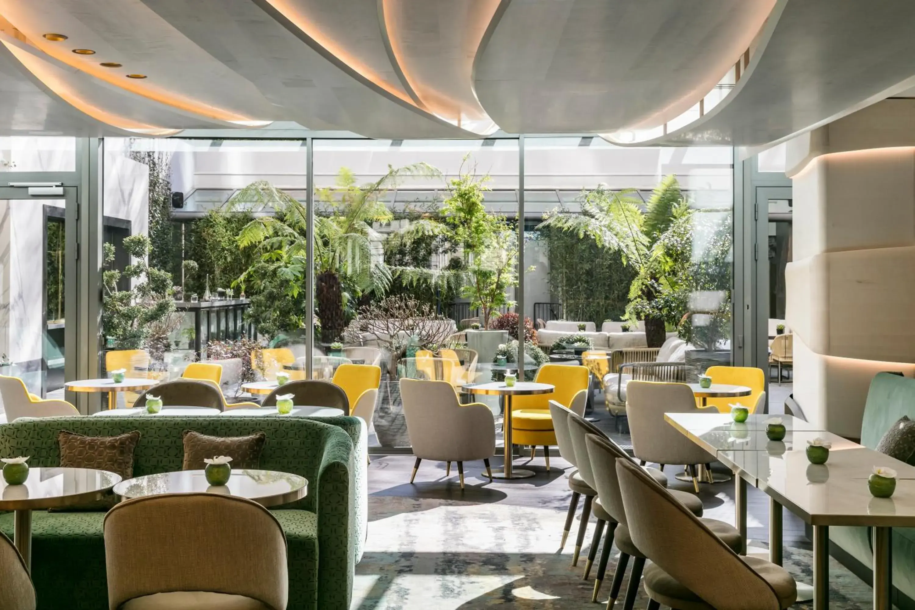 Restaurant/places to eat in L'Hôtel du Collectionneur Paris Restaurant/places to eat in L'Hôtel du Collectionneur Paris