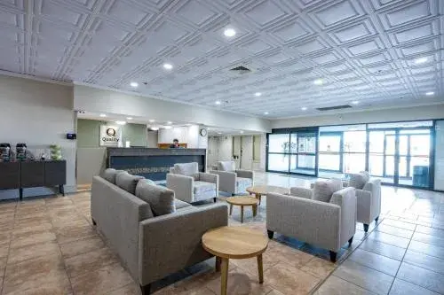 Quality Inn & Suites Quality Inn & Suites