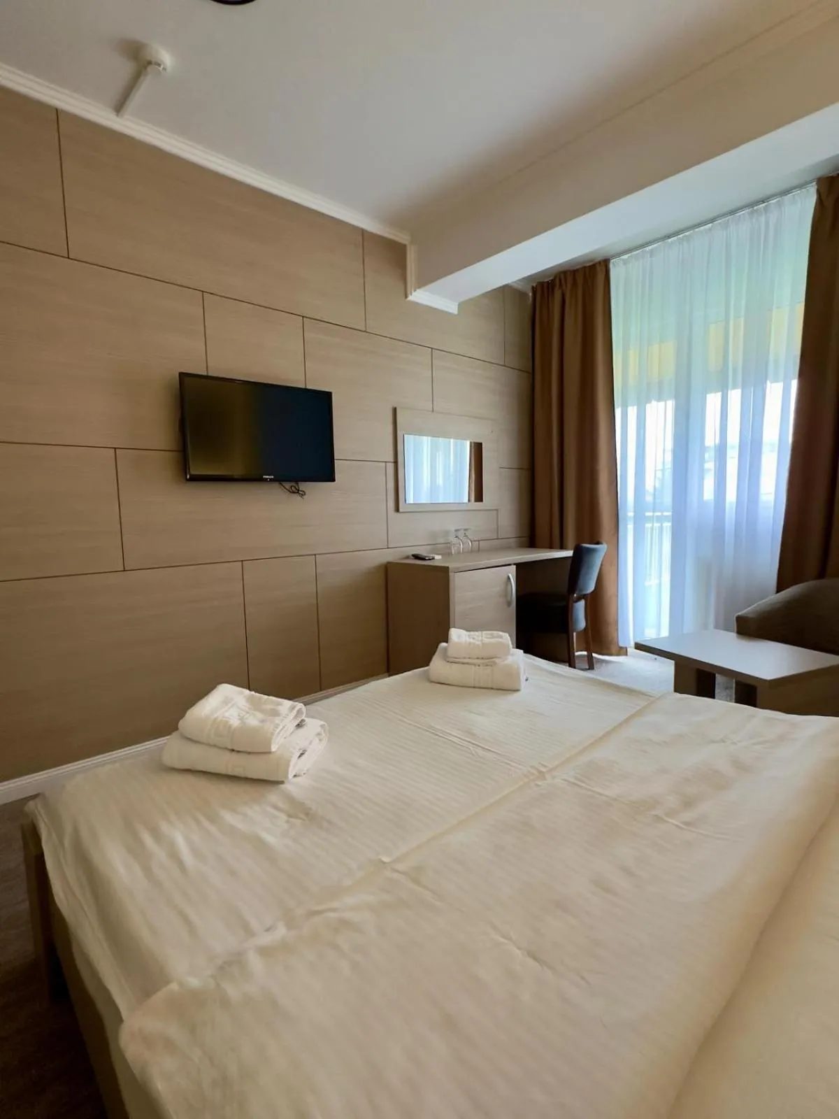 Photo of the whole room, Bed in Hotel Gala