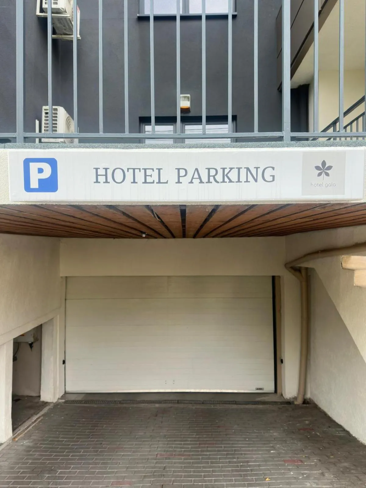 Parking in Hotel Gala