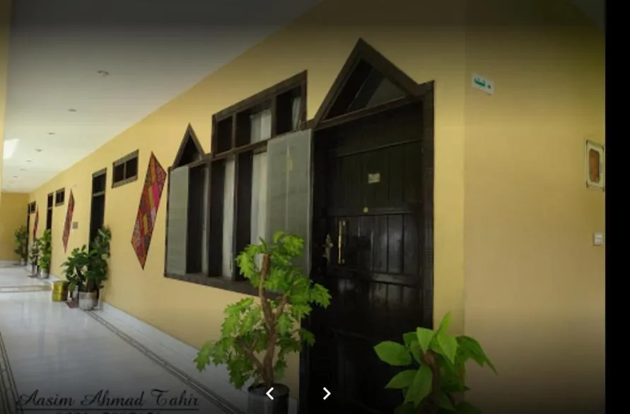 Flora Inn Hotel Naran