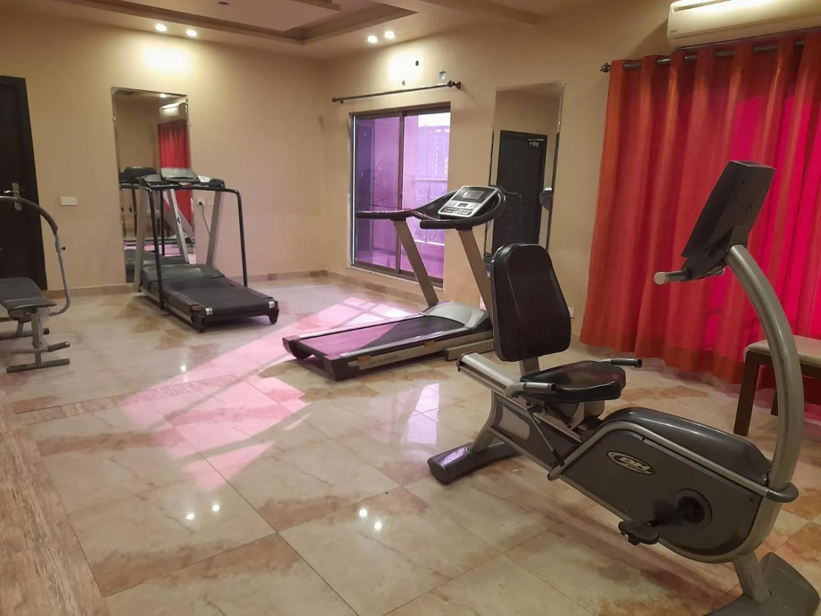 Fitness centre/facilities in Grand Regent Hotel and Suites