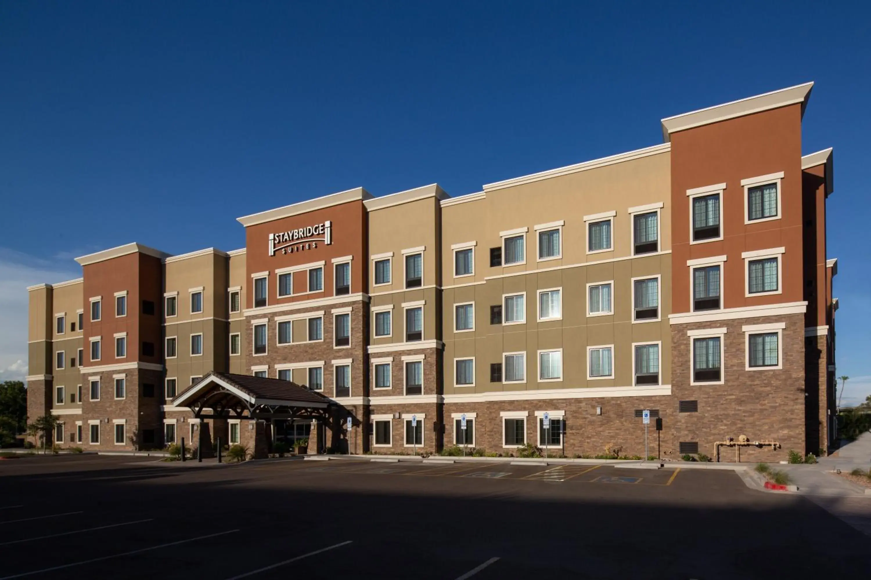 Property building in Staybridge Suites - Phoenix – Biltmore Area by IHG Property building in Staybridge Suites - Phoenix – Biltmore Area by IHG