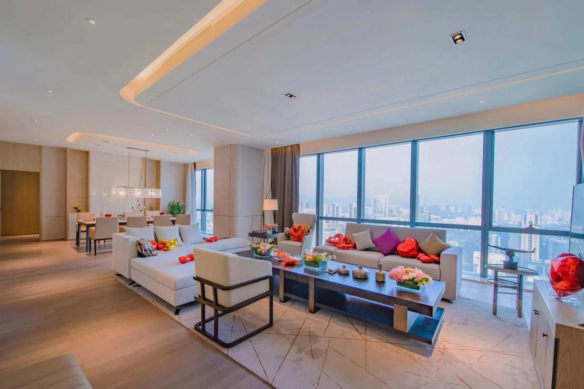 Photo of the whole room in Crowne Plaza Shenzhen Nanshan by IHG