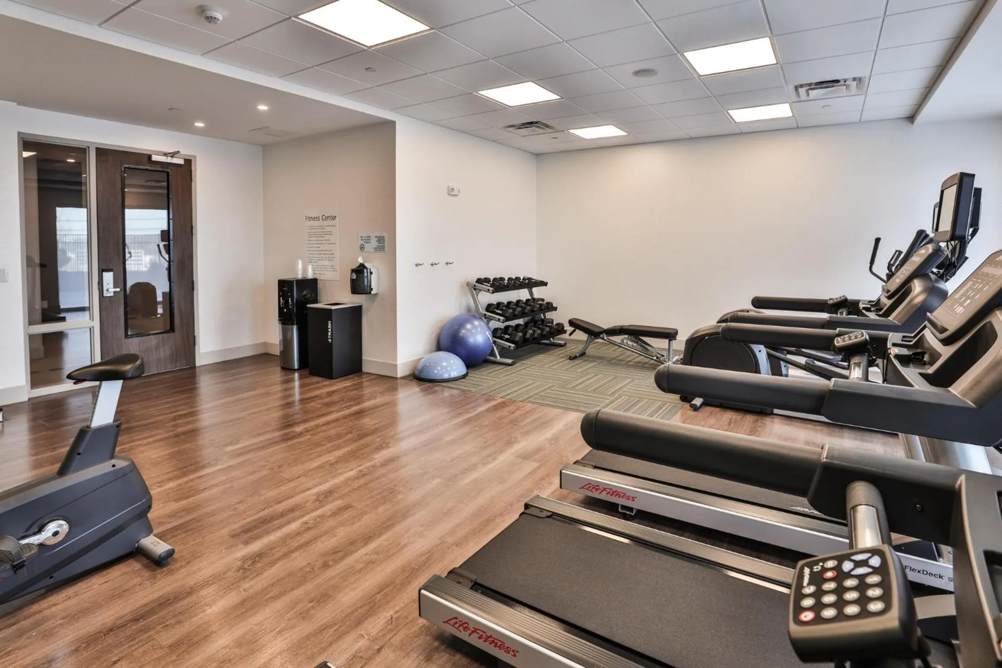 Fitness centre/facilities in Holiday Inn Express & Suites - Nashville MetroCenter Downtown by IHG