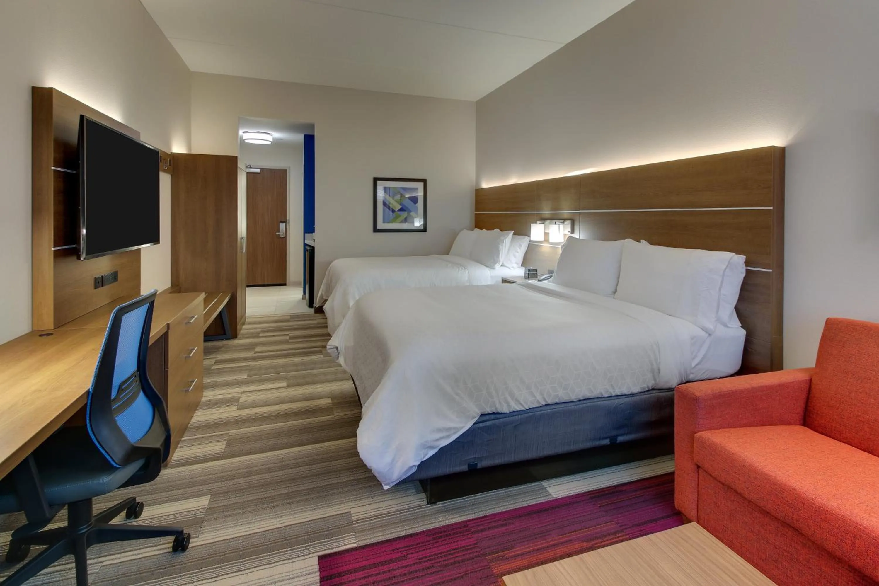 Photo of the whole room, Bed in Holiday Inn Express & Suites - Nashville MetroCenter Downtown by IHG
