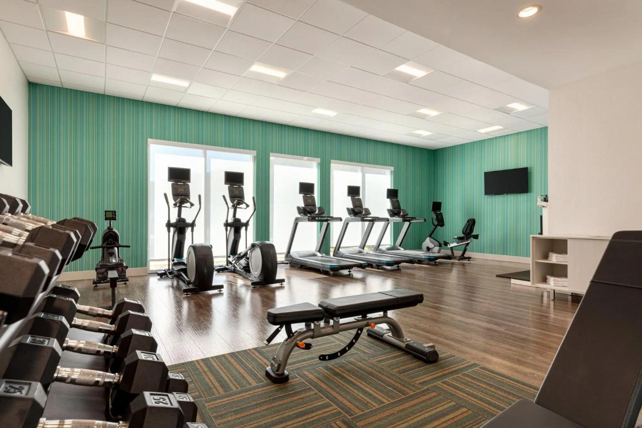 Spa and wellness centre/facilities in Holiday Inn Express & Suites - Dalton - Walnut Ave by IHG