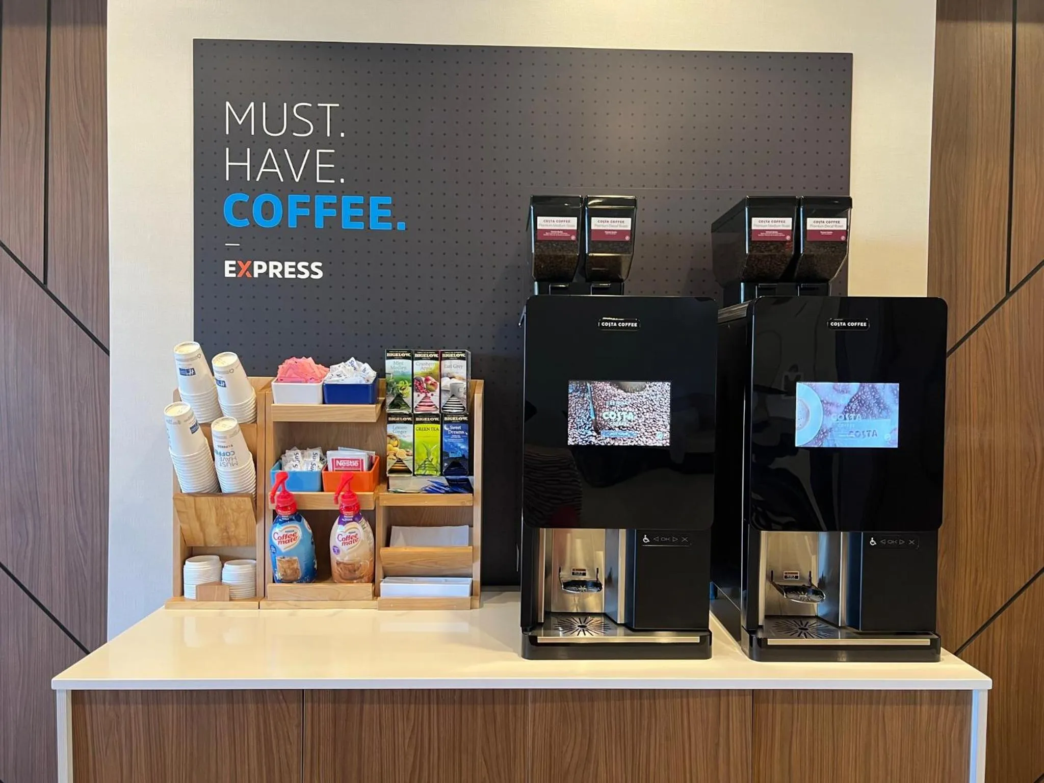 Photo of the whole room in Holiday Inn Express & Suites - Dalton - Walnut Ave by IHG